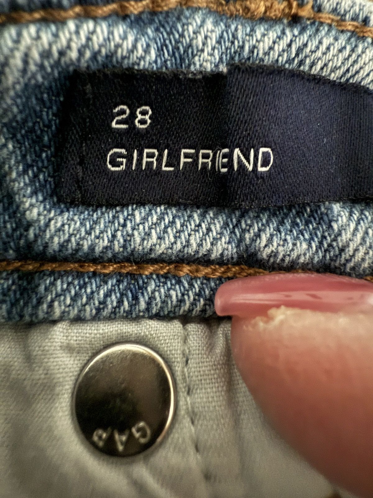 Gap gap girlfriend jeans size 28 Size 28" / US 6 / IT 42 - 2 Thumbnail