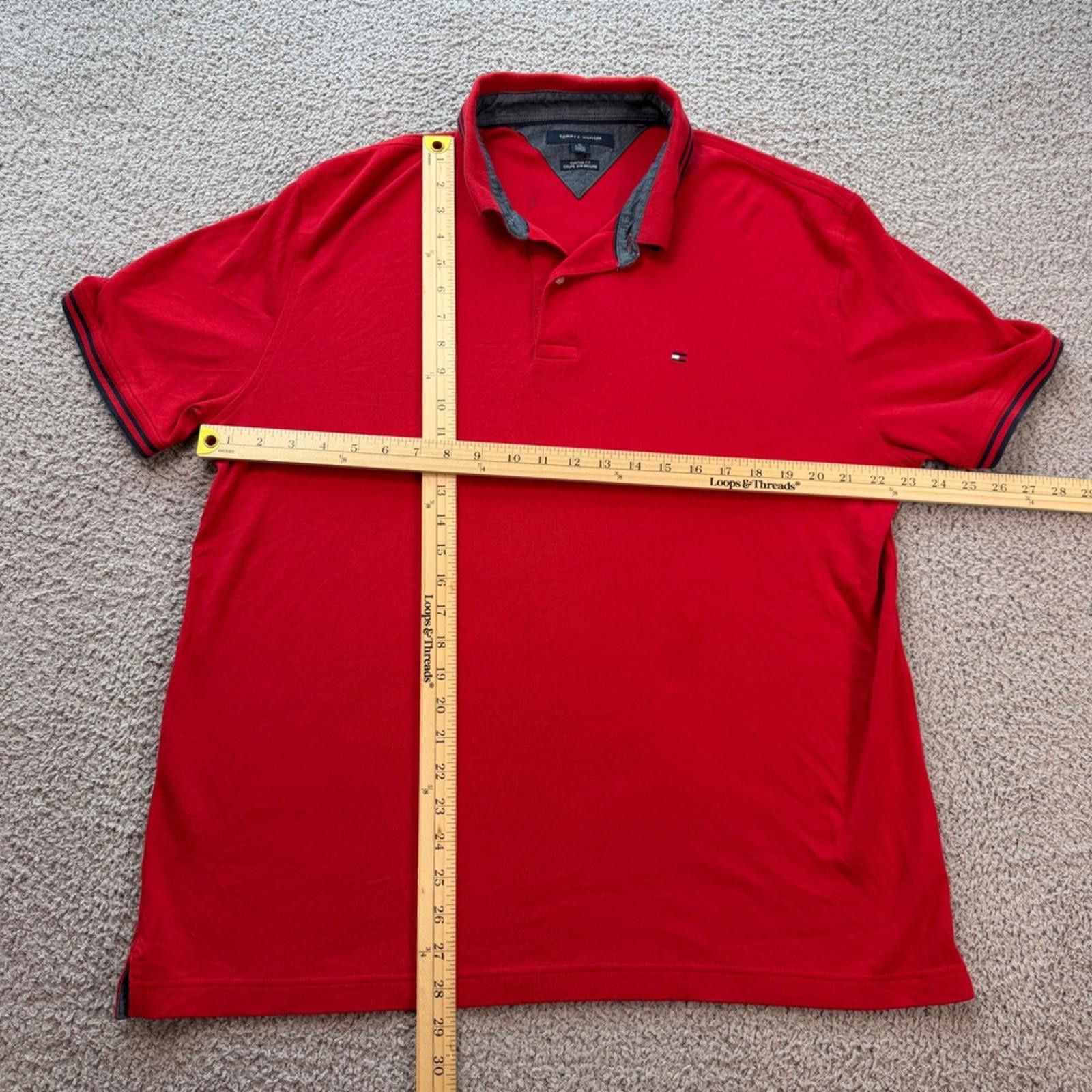 Tommy Hilfiger Tommy Hilfiger Men XL Red Custom Fit Short Sleeve Polo Shirt Size US XL / EU 56 / 4 - 2 Thumbnail
