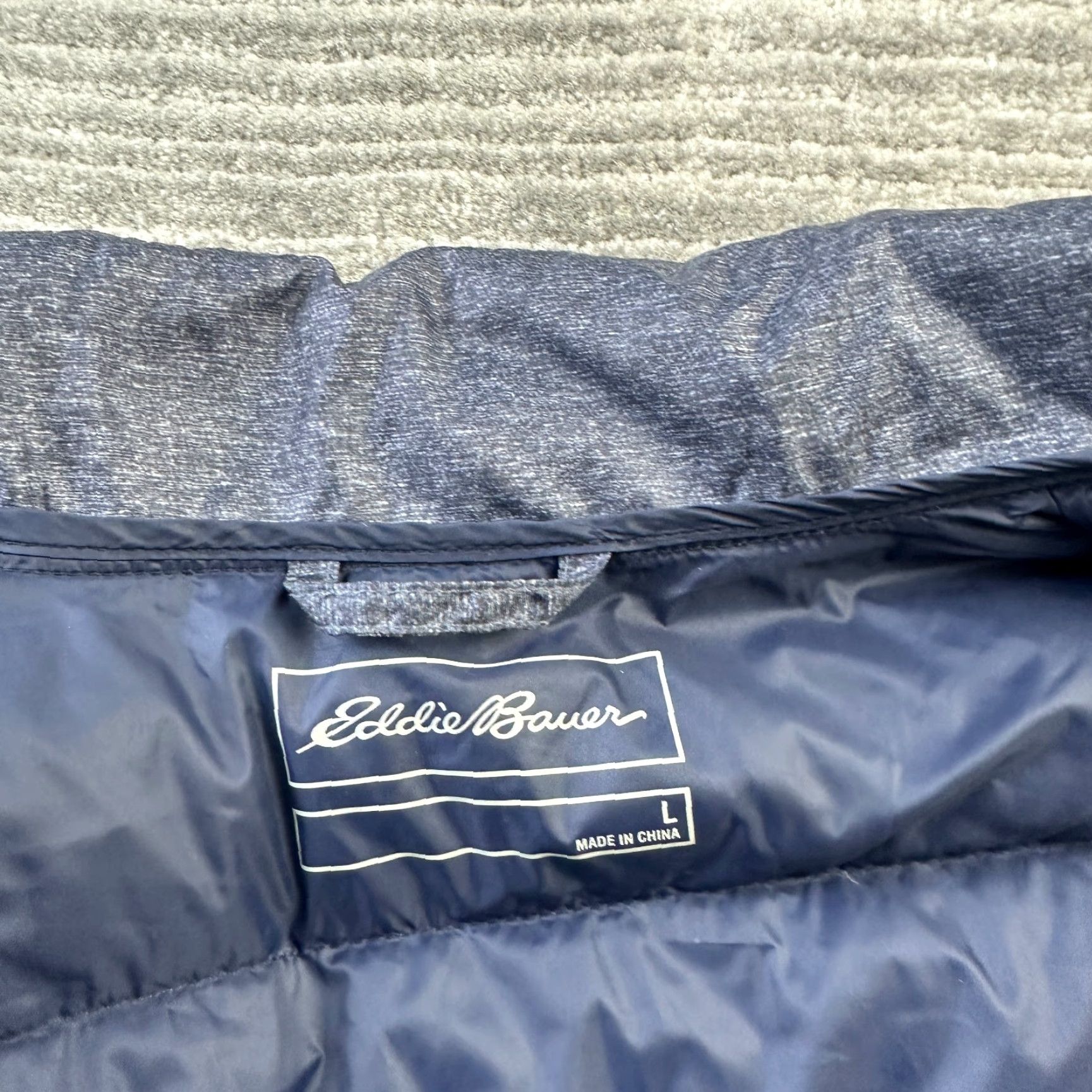 Eddie Bauer Eddie Bauer Vest Puffer Blue 650 Down Fill Large Womens Regular Pockets Zip Size L / US 10 / IT 46 - 5 Thumbnail