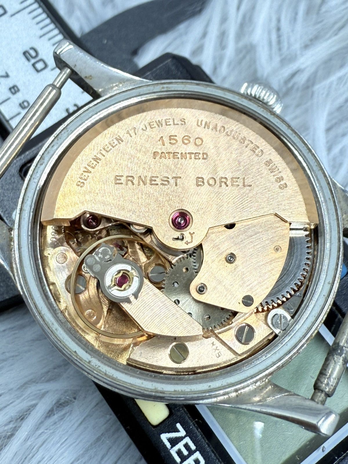 Vintage Vintage Military ERNEST BOREL INCASTER Automatic Men’s Watch Size ONE SIZE - 11 Thumbnail
