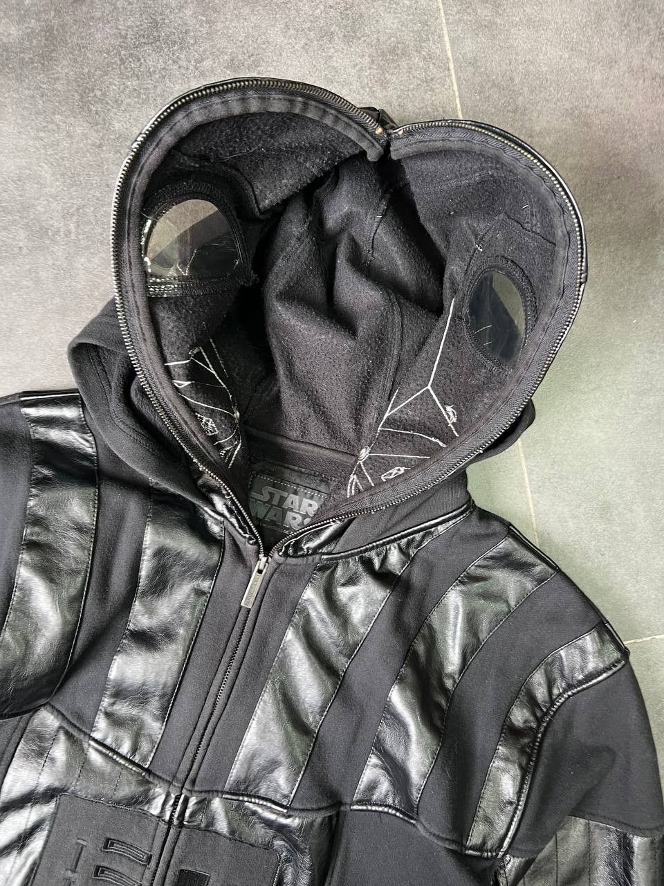 Marc Ecko × Star Wars Marc Ecko x Star Wars Darth Vader masked full zip hoodie Size US XL / EU 56 / 4 - 6 Thumbnail
