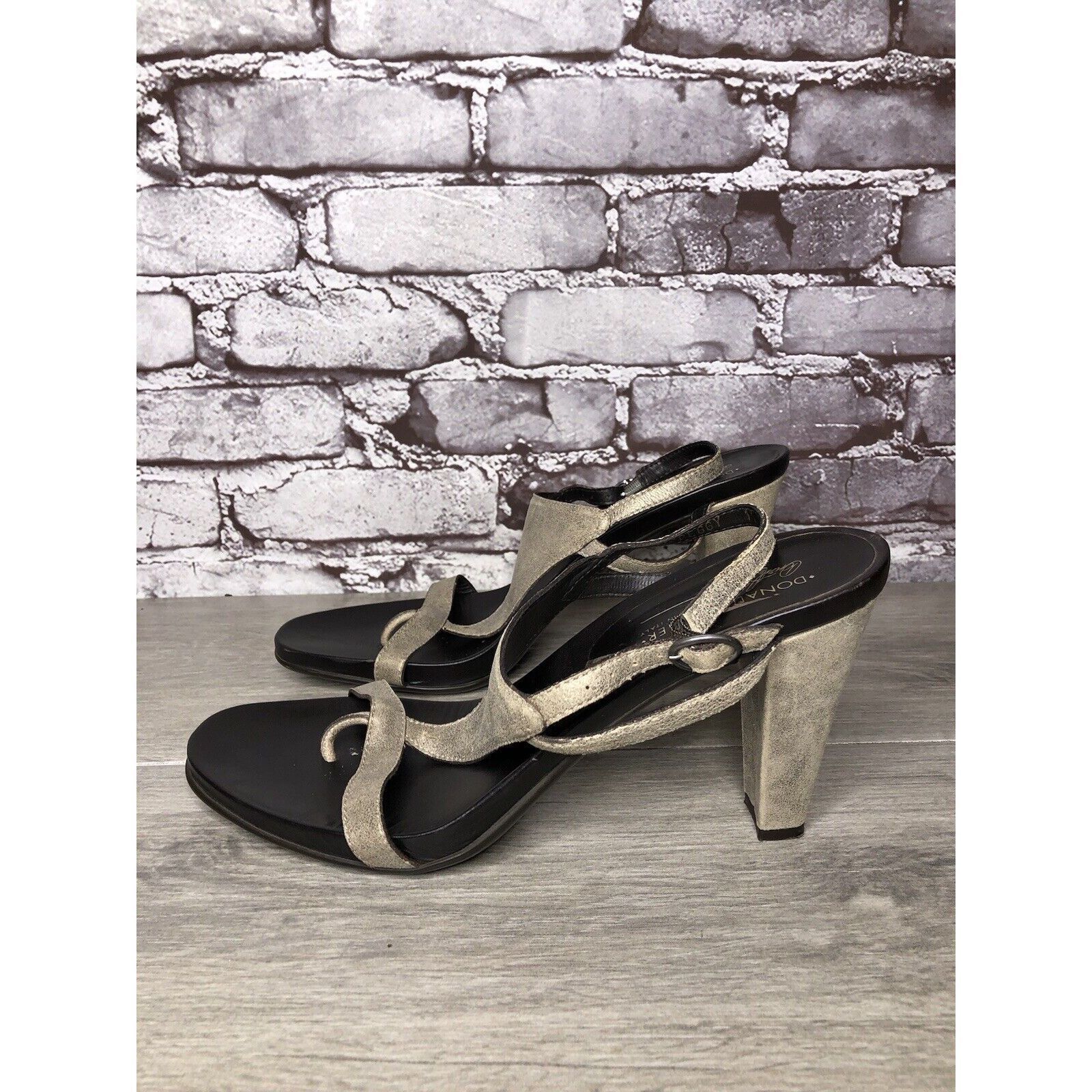 Donald Pliner Donald J. Pliner Peggy Gray Shimmer Leather T- Strap Heels S Size US 11 / IT 41 - 19 Thumbnail