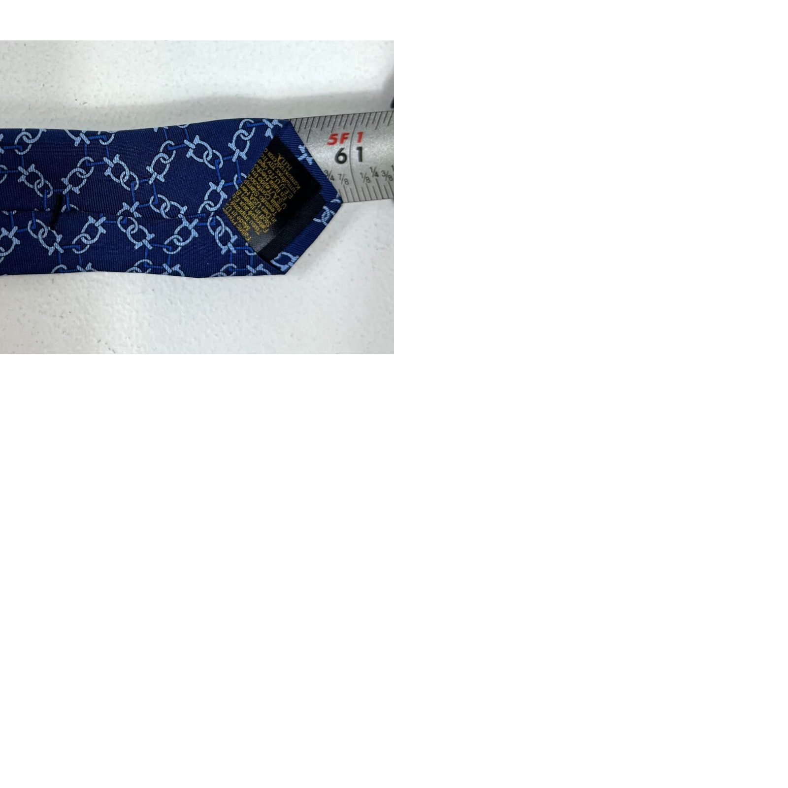 Brooks Brothers Brooks Brothers Makers and Merchants Silk Tie Printed in Italy Made in USA Men's Tie Geometric Blue Silk 61" Long 3.25" Wide Mens Size ONE SIZE - 9 Thumbnail