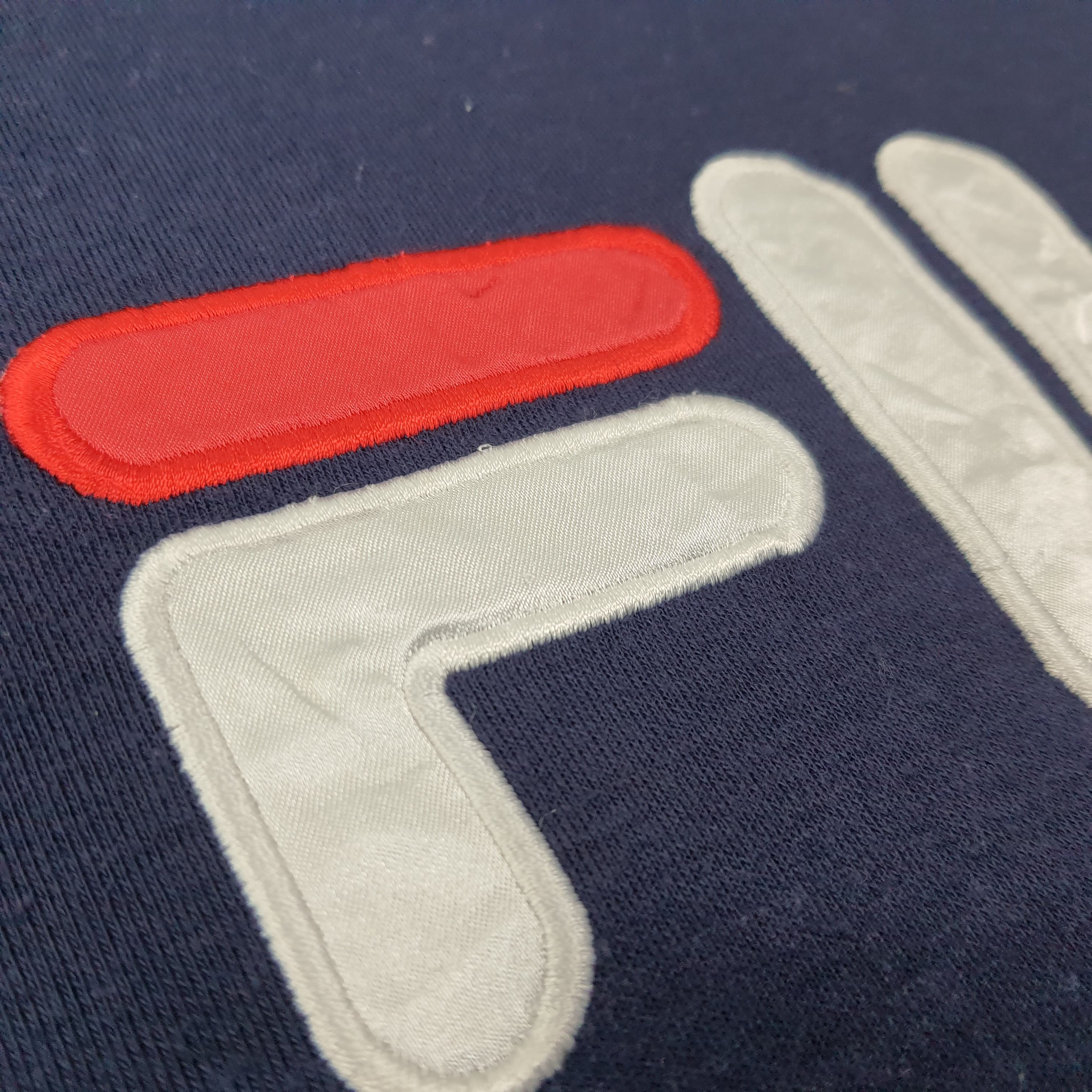Fila Vintage FILA Big Logo Tshirt C261N19 Size US M / EU 48-50 / 2 - 2 Thumbnail