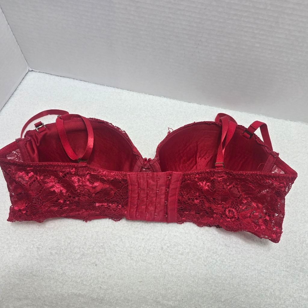 The Unbranded Brand Women's Marilyn Monroe Red Lace Bra 36C Size ONE SIZE - 4 Thumbnail