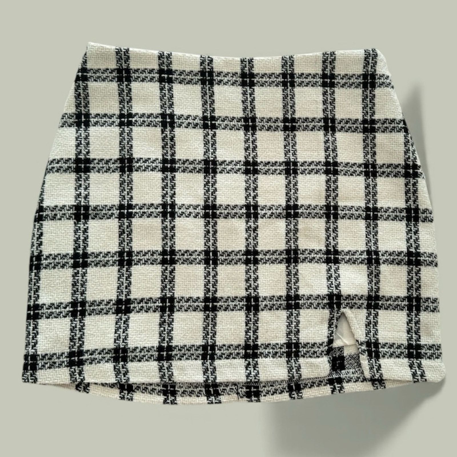 & Other Stories HYFVE Black and White Plaid Mini Skirt size L Size 30" / US 8 / IT 44 - 2 Thumbnail