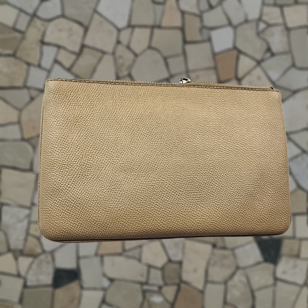 Coach Coach Leather Zipper Pouch Clutch Bag Wallet Women's Brown Leather Clutch Zipper Size ONE SIZE - 1 Thumbnail