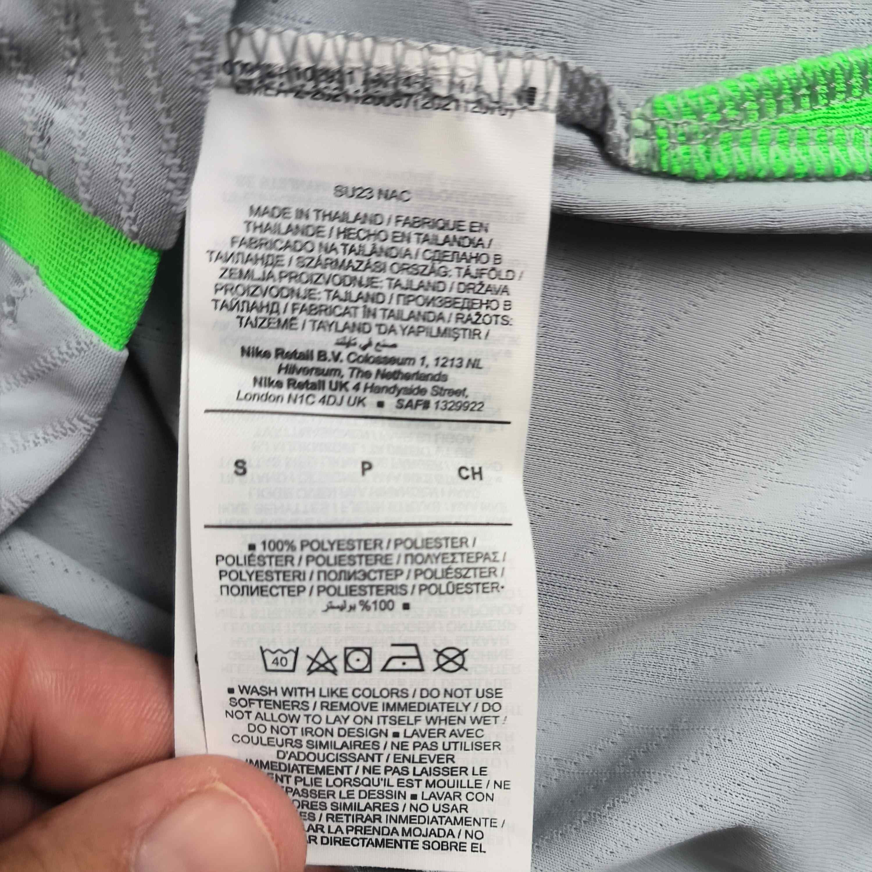 Nike NEW Liverpool 2023-24 Nike Strike training football jersey S Size US S / EU 44-46 / 1 - 6 Thumbnail