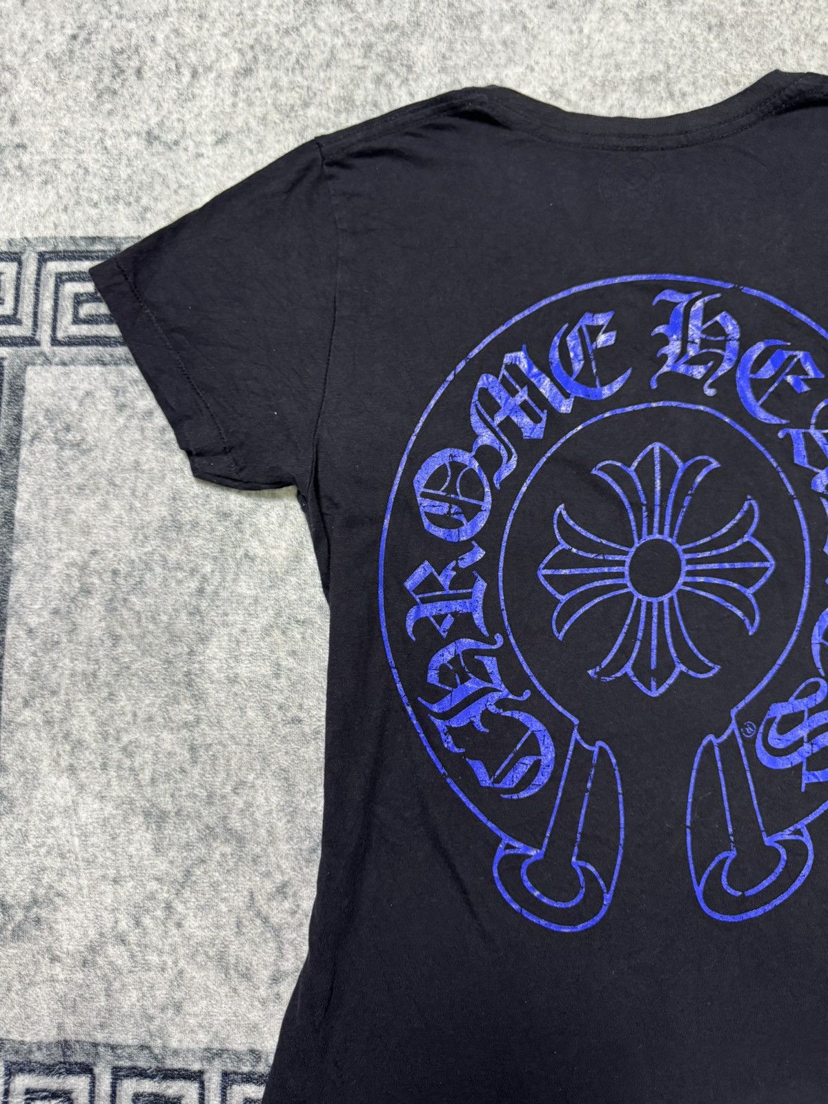 Chrome Hearts LIKE NEW! RARE! BLUE HORSESHOE SCROLL Size S / US 4 / IT 40 - 4 Thumbnail