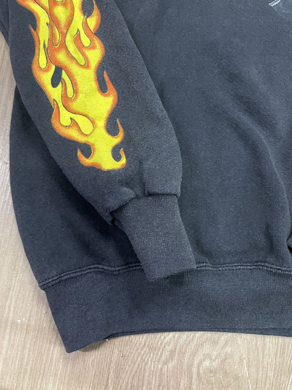 Harley Davidson × Vintage Vintage Harley Davidson flame spell out sweatshirt Size US M / EU 48-50 / 2 - 3 Thumbnail
