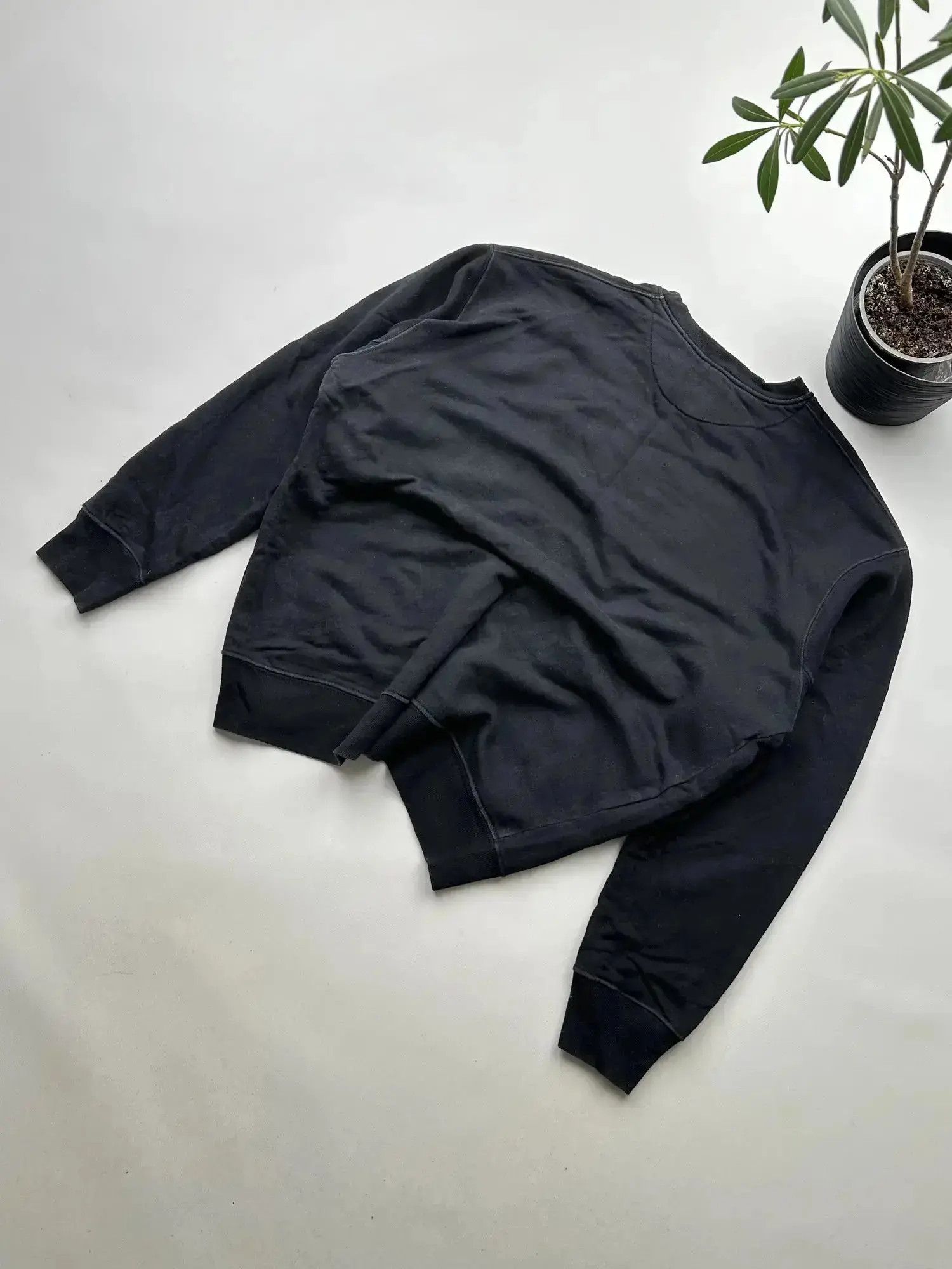 Calvin Klein Calvin Klein Vintage 90's Sweatshirt (29) Size US M / EU 48-50 / 2 - 6 Thumbnail