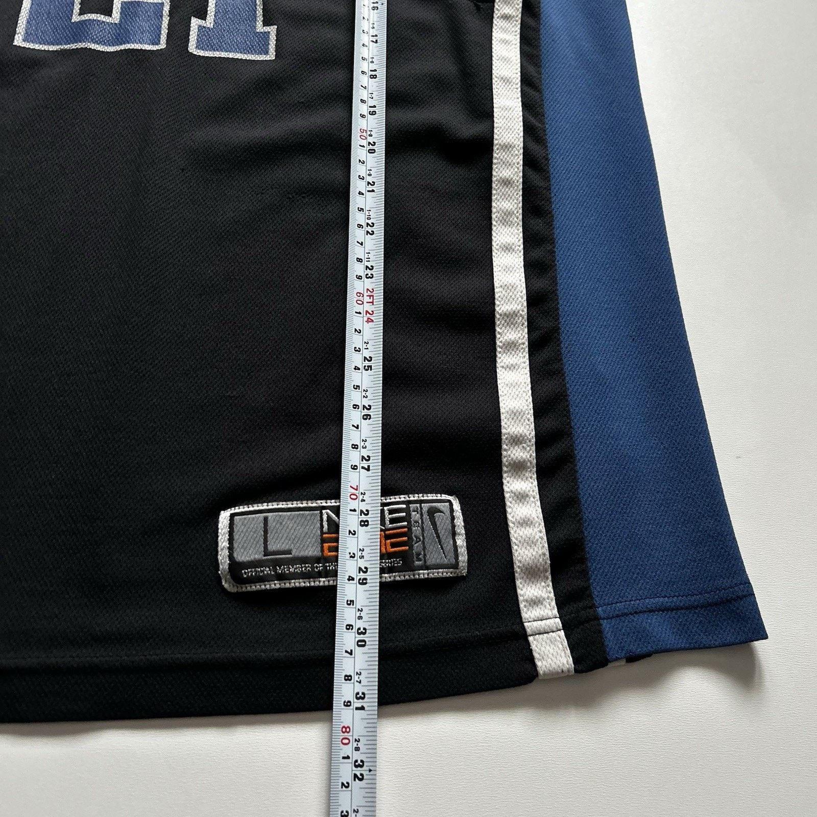 NCAA Vintage Duke Basketball Jersey Size Large Nike Y2K NCAA Rare Size US L / EU 52-54 / 3 - 6 Thumbnail