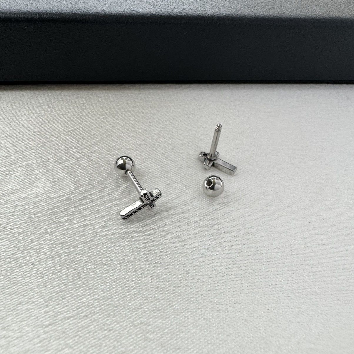 Other Small Tiny Cross Stud Earrings for Men Women,Unisex Style Size ONE SIZE - 3 Thumbnail