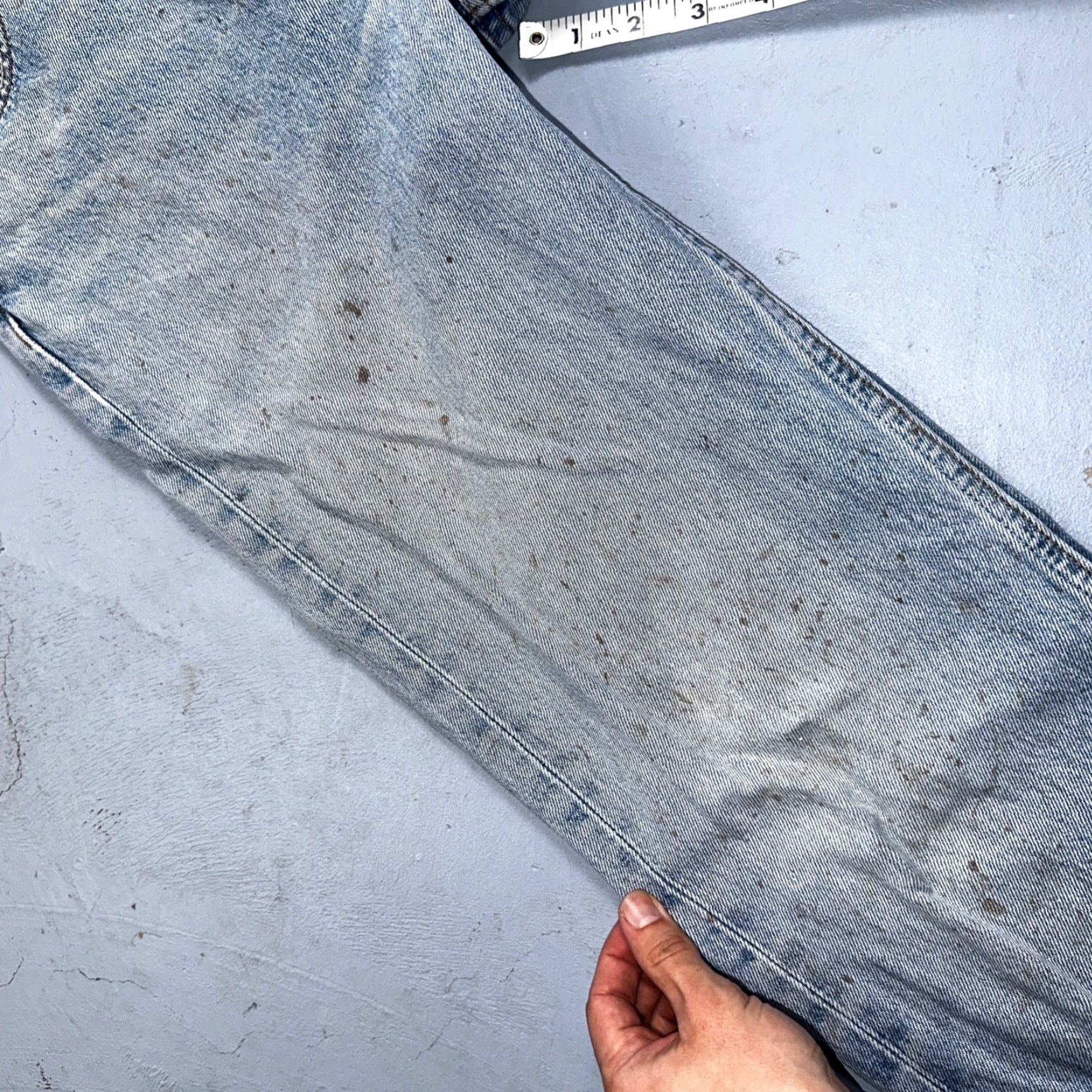 Levi's VINTAGE Levi's 501 Jeans Men Medium Regular Fit Straight Leg Denim Light Wash 90s 2000s Size US 33 - 6 Thumbnail