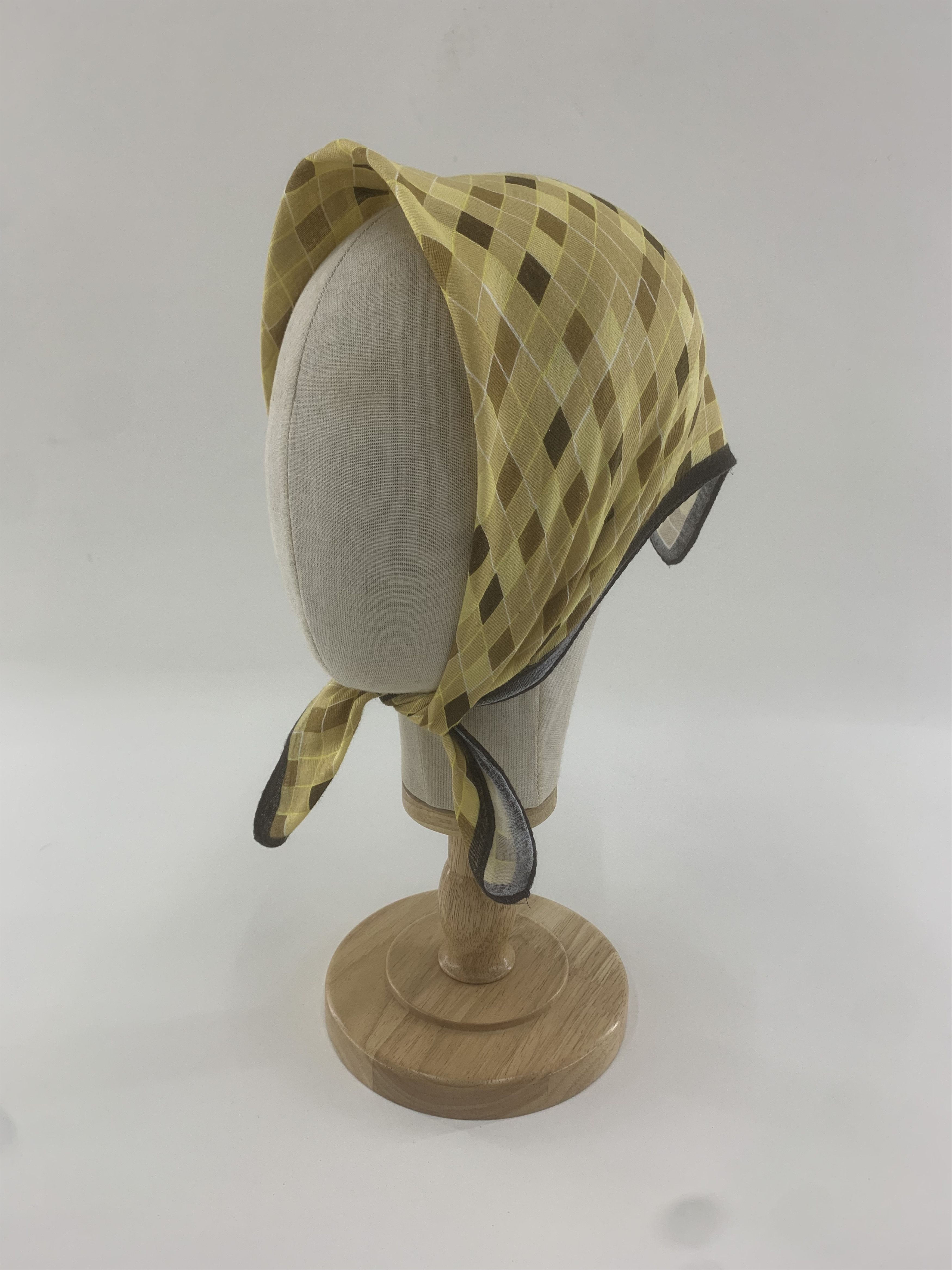 Issey Miyake Issey Miyake Handkerchief Bandana Neckerchief TB3397 Size ONE SIZE - 1 Thumbnail