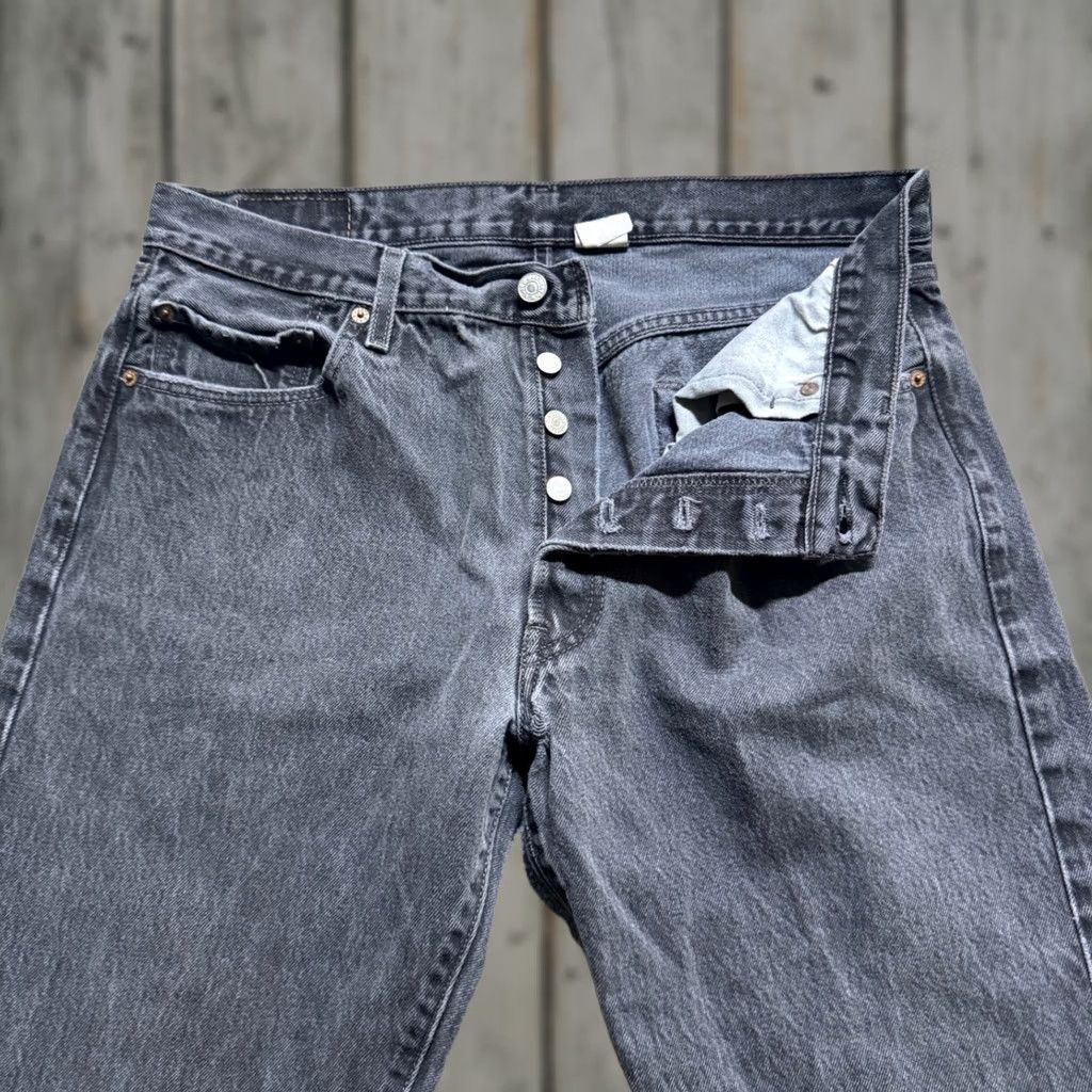 Levi's VINTAGE Levi's 501 Jeans Straight Black Men 36x34 Distressed Button Fly Paper Tag - 90s Style Mens Size US 36 / EU 52 - 1 Thumbnail