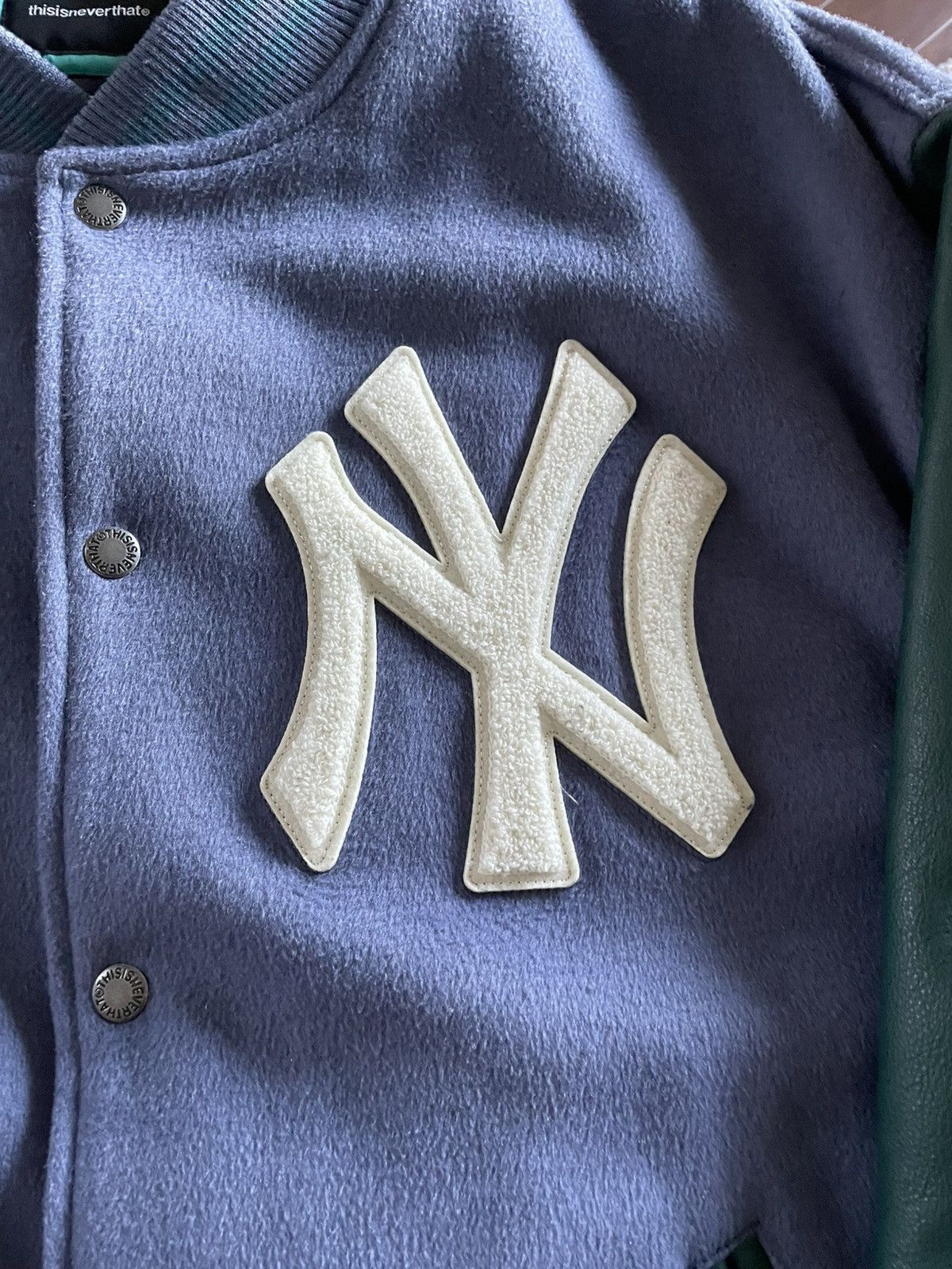 thisisneverthat thisisneverthat x New Era New York Yankees Varsity Jacket Size US L / EU 52-54 / 3 - 3 Thumbnail