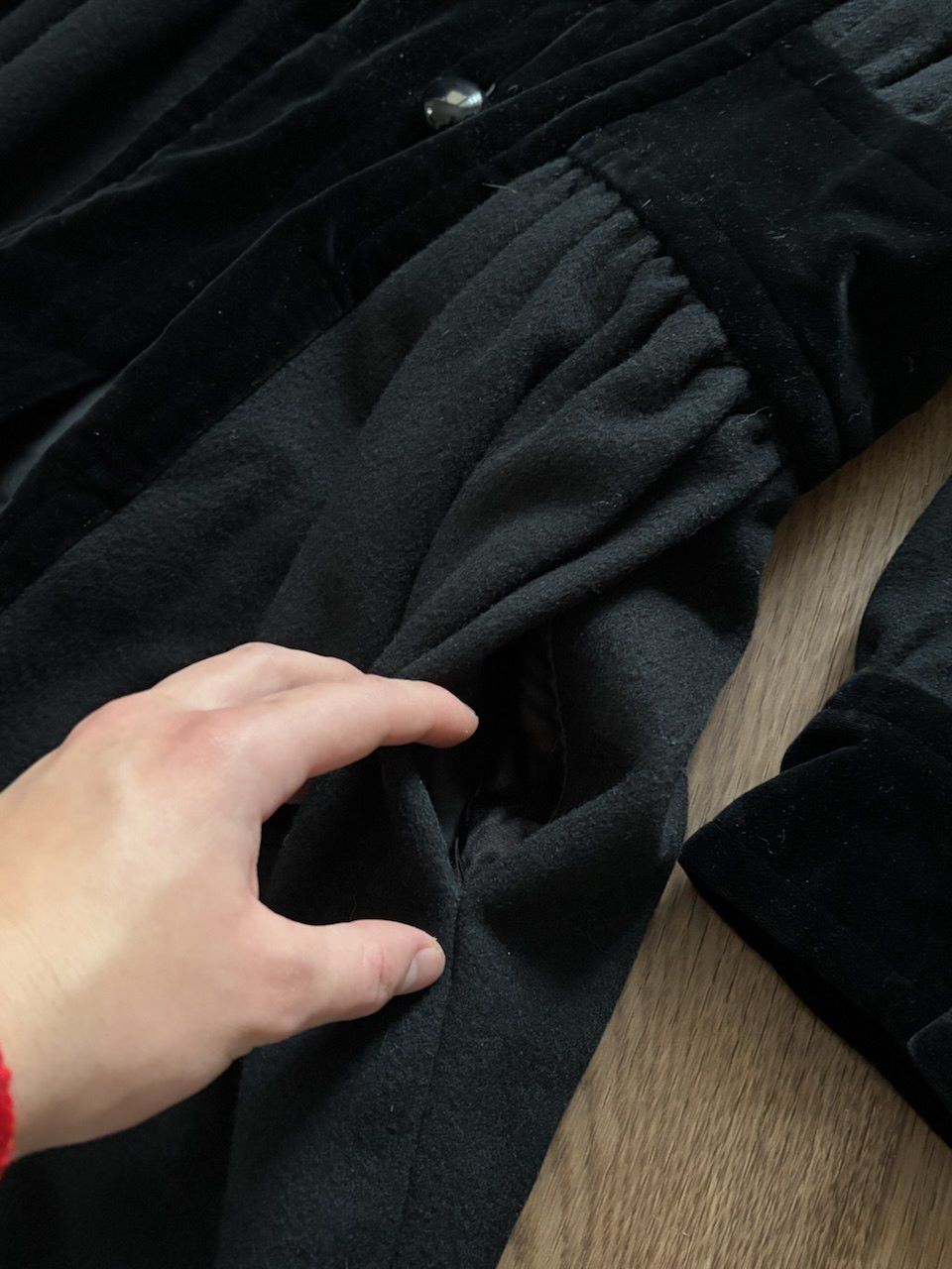 Yves Saint Laurent YVES SAINT LAURENT 1970s Velvet Coat Russian Collection Size M / US 6-8 / IT 42-44 - 6 Thumbnail