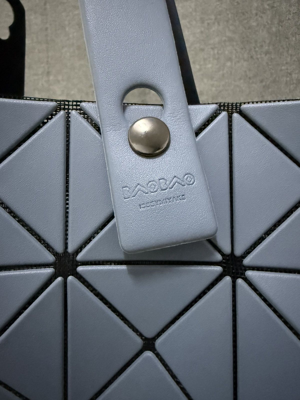 Issey Miyake Bao Bao Bao Bao Issey miyake Blue Geometric Tote bag Size ONE SIZE - 6 Thumbnail