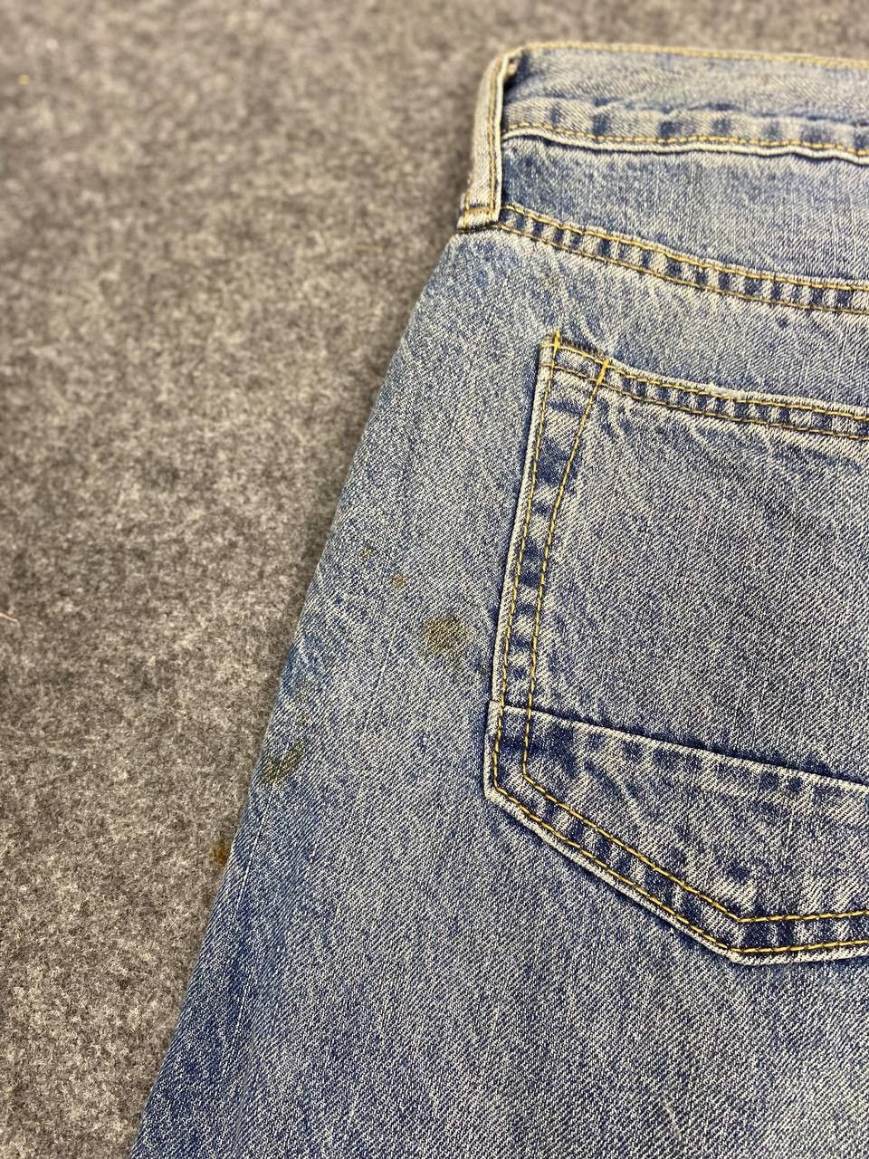 Old Navy old navy premium denim loose cut distressed Size US 37 - 5 Thumbnail