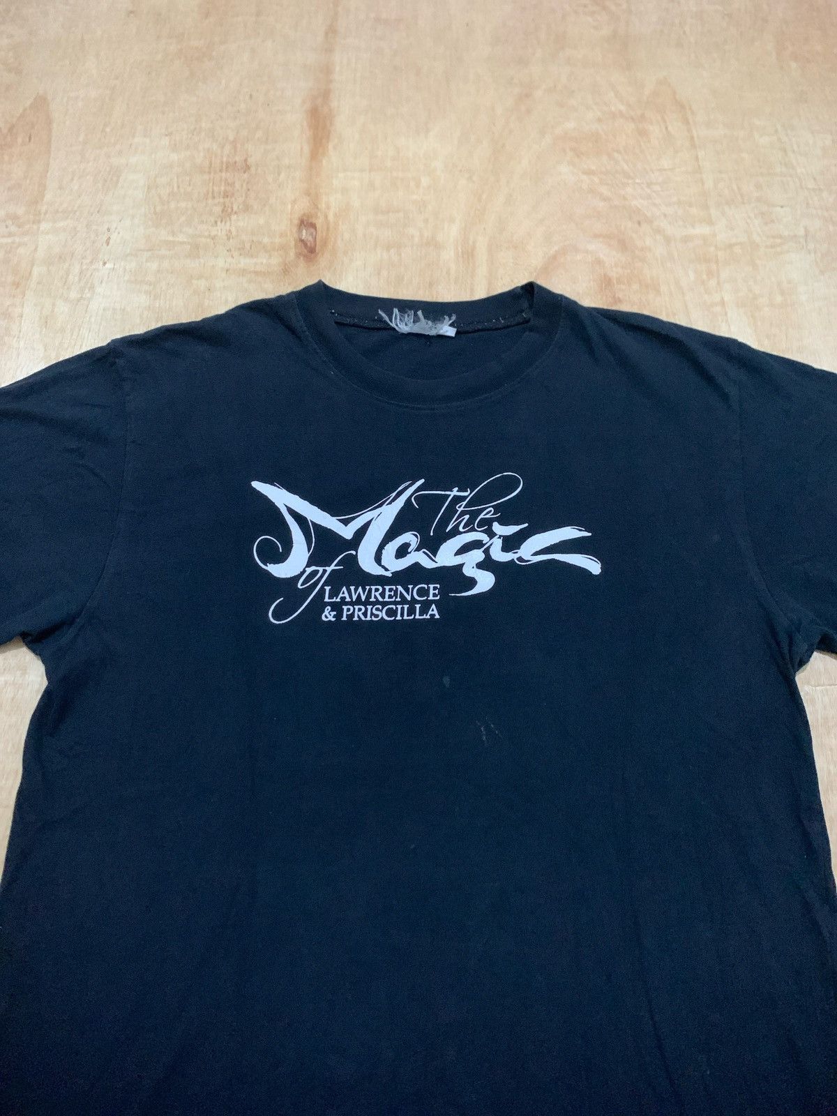 Vintage Vintage The Magic Of Lawrence & Priscilla Tshirt Size US L / EU 52-54 / 3 - 4 Thumbnail