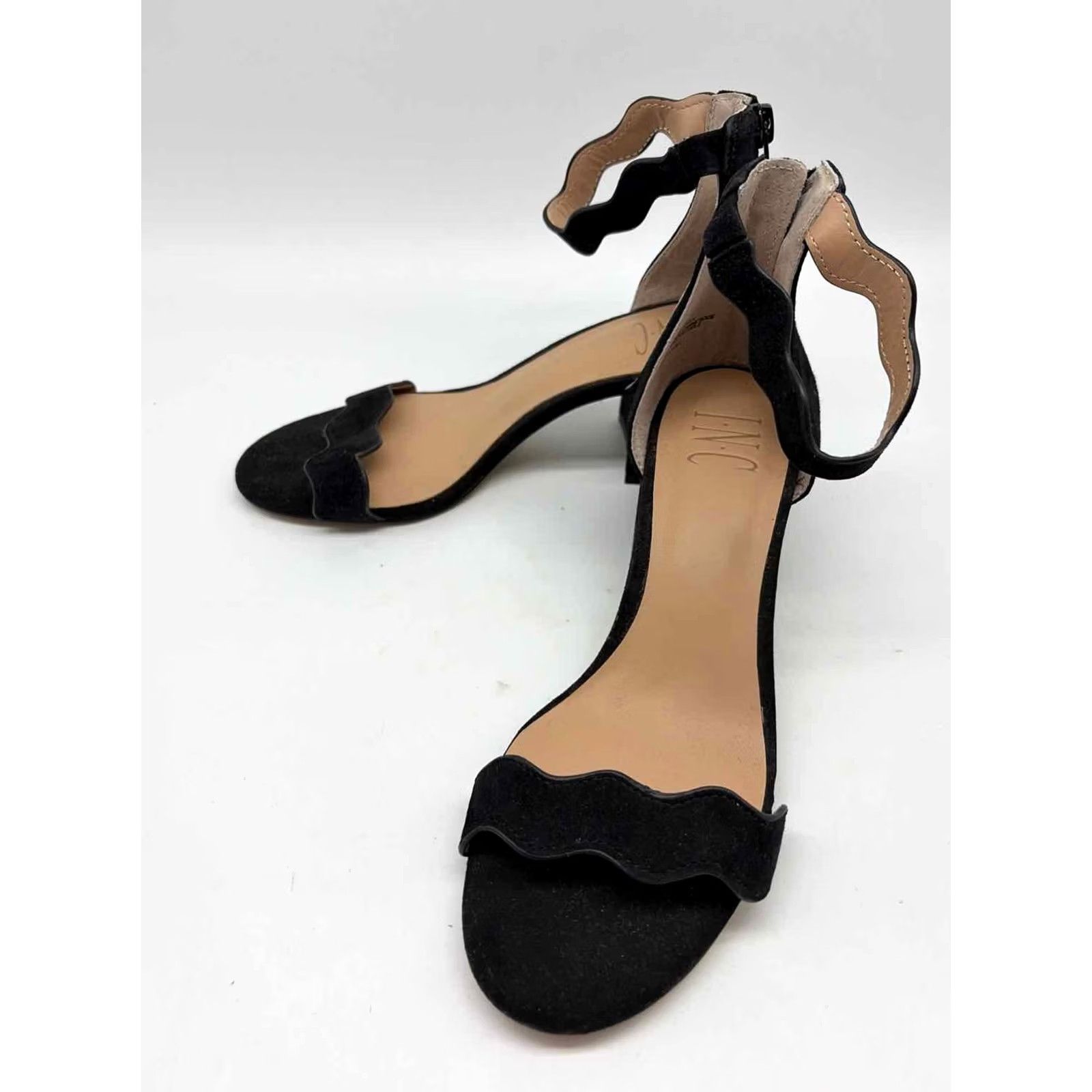 Incu INC Black Block Heels Size 6 Size US 6 / IT 36 - 2 Thumbnail