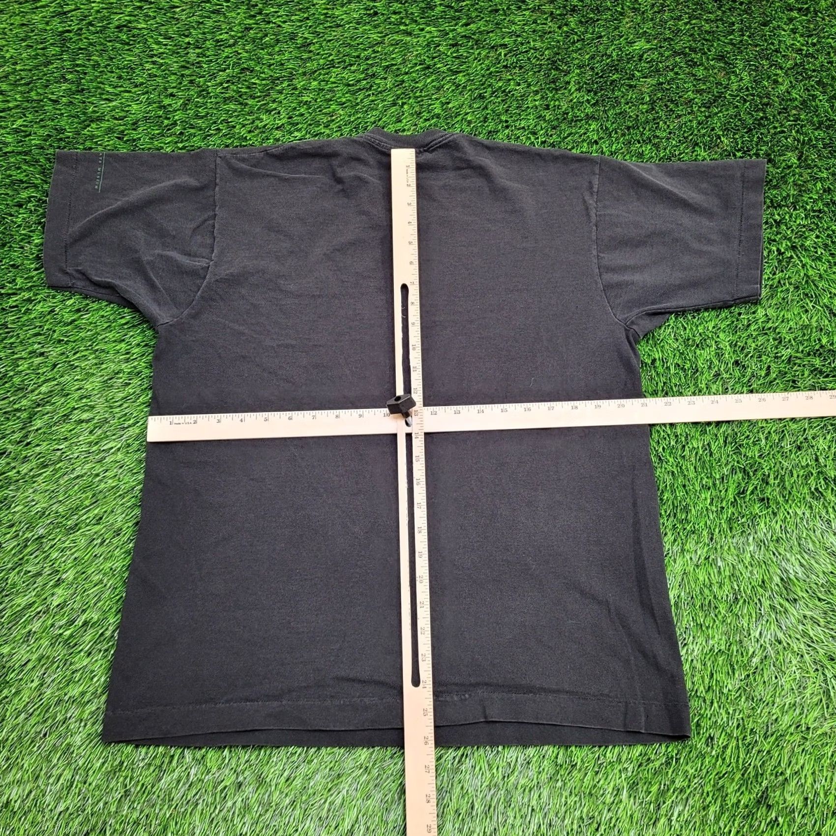Fruit Of The Loom VINTAGE Mohawk Iroquois Village Shirt Large 21x26 New-York Shirt Mens 90s Graphic Tee C Size US L / EU 52-54 / 3 - 3 Thumbnail