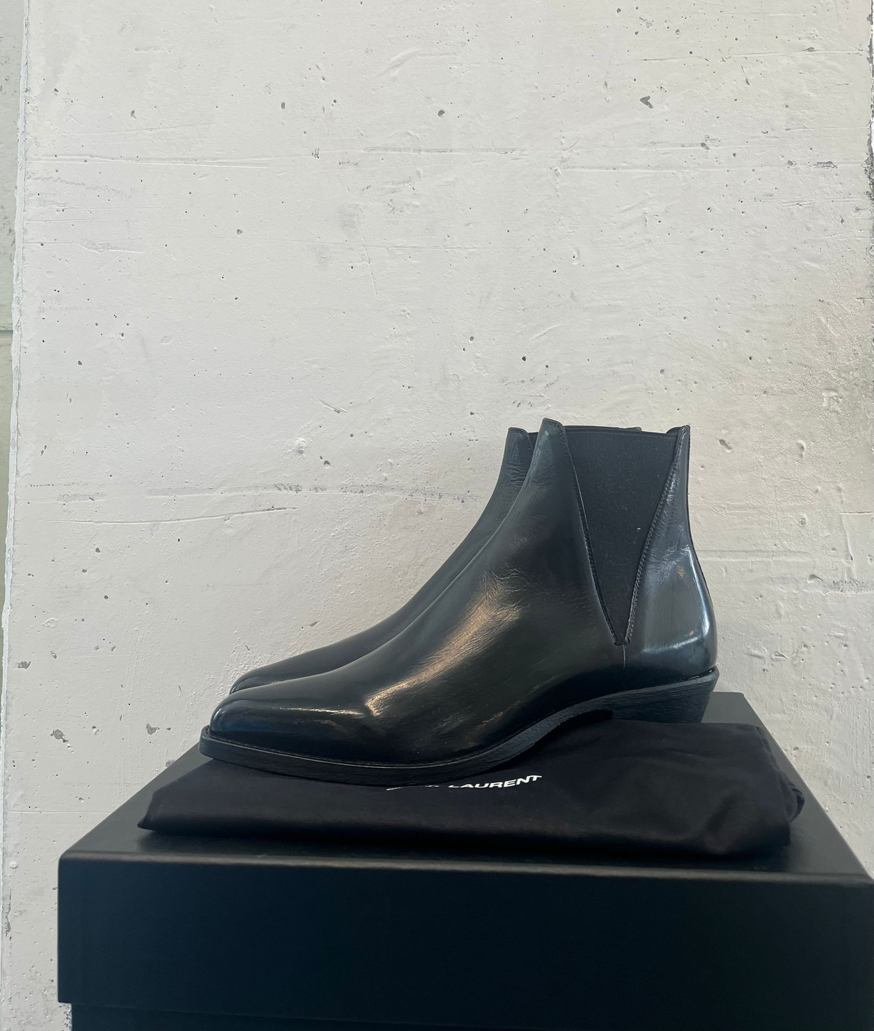 Saint Laurent Paris o1alsim1 Dakota 50 Boots in Black Size US 8 / EU 41 - 1 Thumbnail