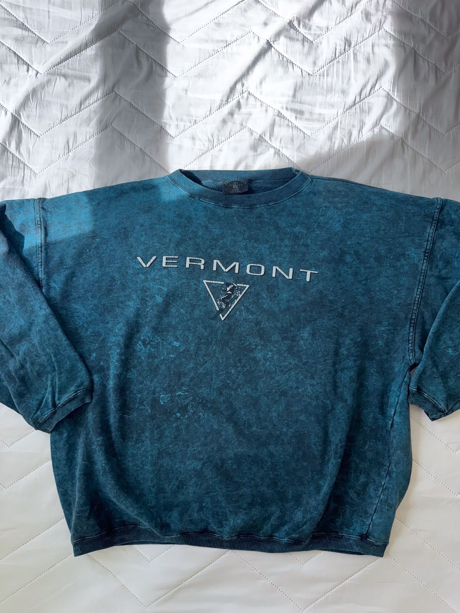 Other Vintage Vermont Blue Tie-Dye Sweatshirt Size US XL / EU 56 / 4 - 1 Thumbnail