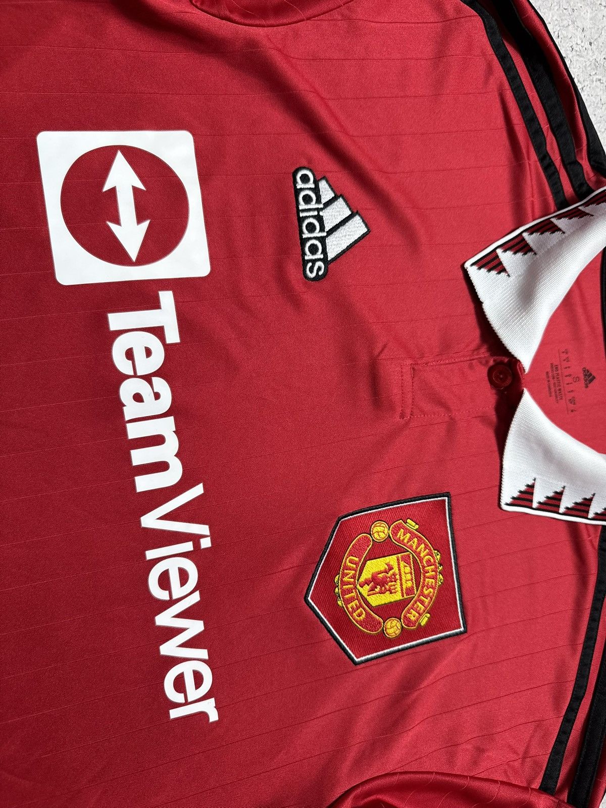 Adidas Adidas FC Manchester United Soccer Jersey Long Sleeve 2022 Size US S / EU 44-46 / 1 - 5 Thumbnail
