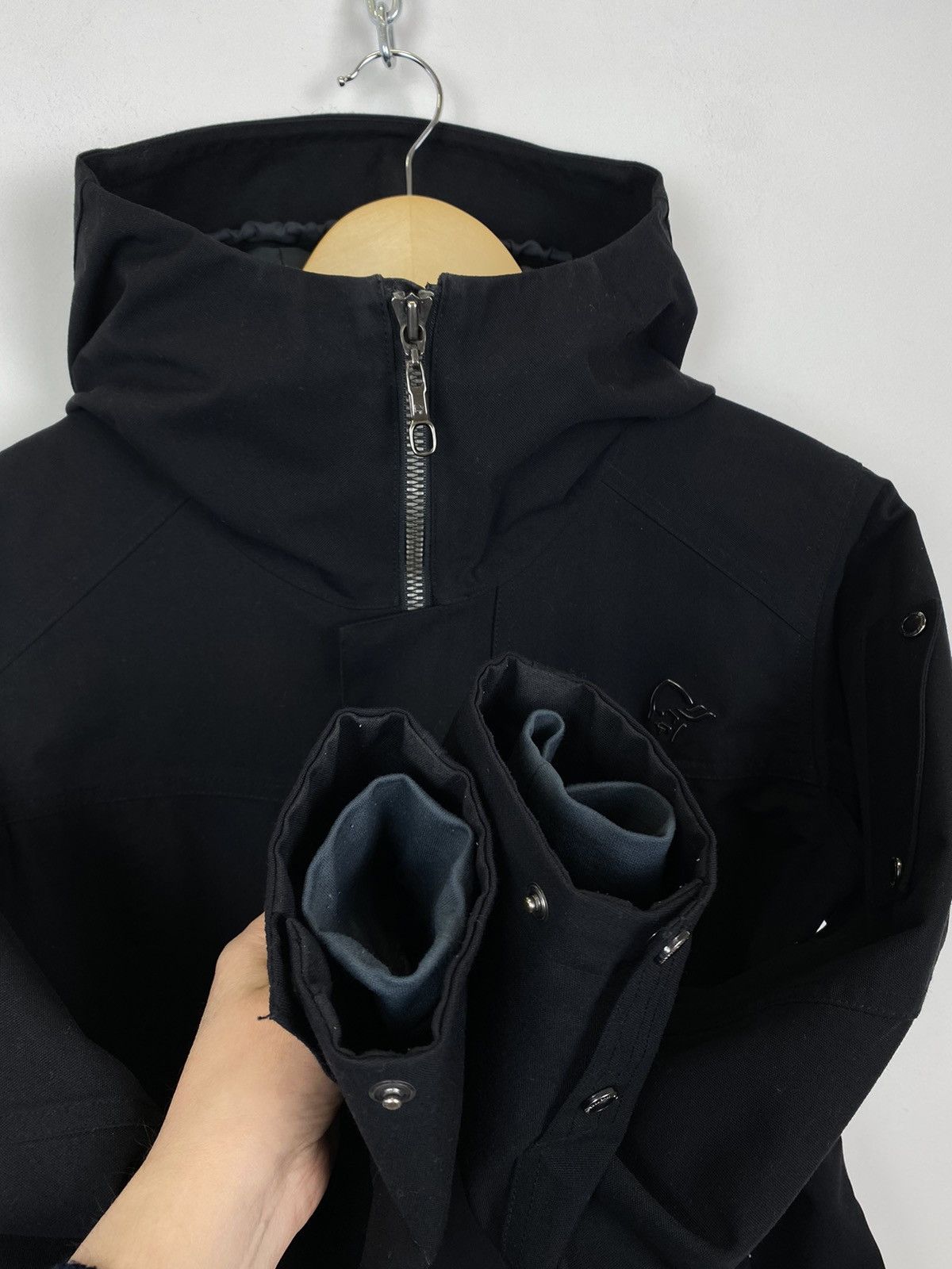 Norrona Norrona Full Zip Hooded Jacket Womens Outdoor Gorpcore Black Size S / US 4 / IT 40 - 4 Thumbnail