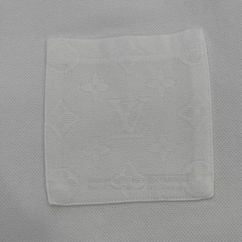 Louis Vuitton Louis Vuitton Pocket Dark Solid Short Sleeve Size US XL / EU 56 / 4 - 7 Thumbnail