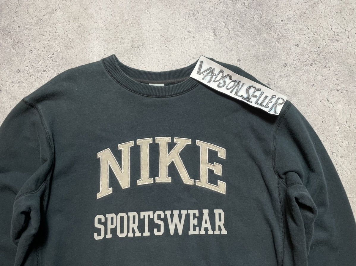 Nike Vintage Nike Sportswear USA Y2K Big Logo Swoosh Sweatshirt Size US XL / EU 56 / 4 - 5 Thumbnail