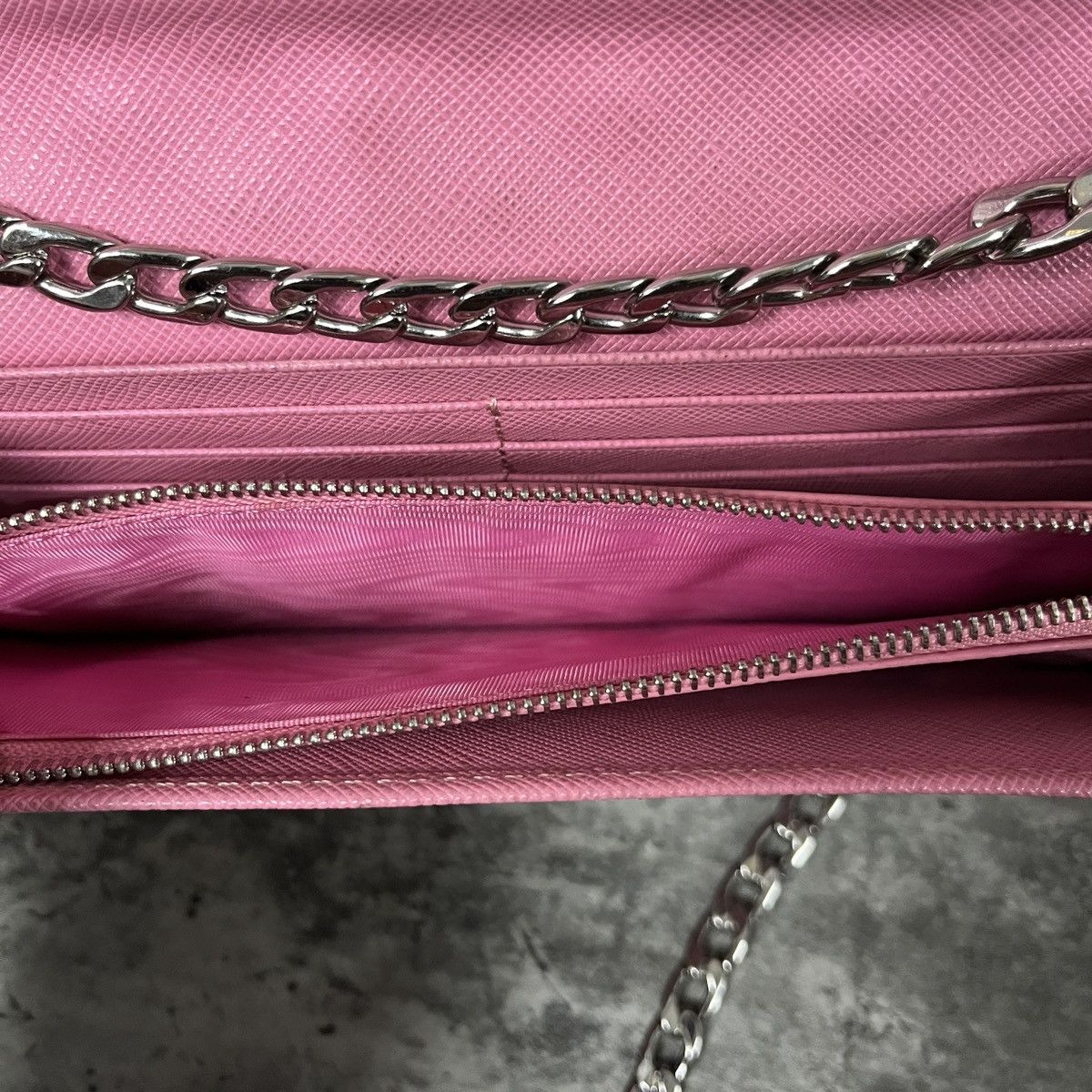 Prada Prada Pink Saffiano Rings Stud Clutch Chain Crossbody Size ONE SIZE - 17 Thumbnail
