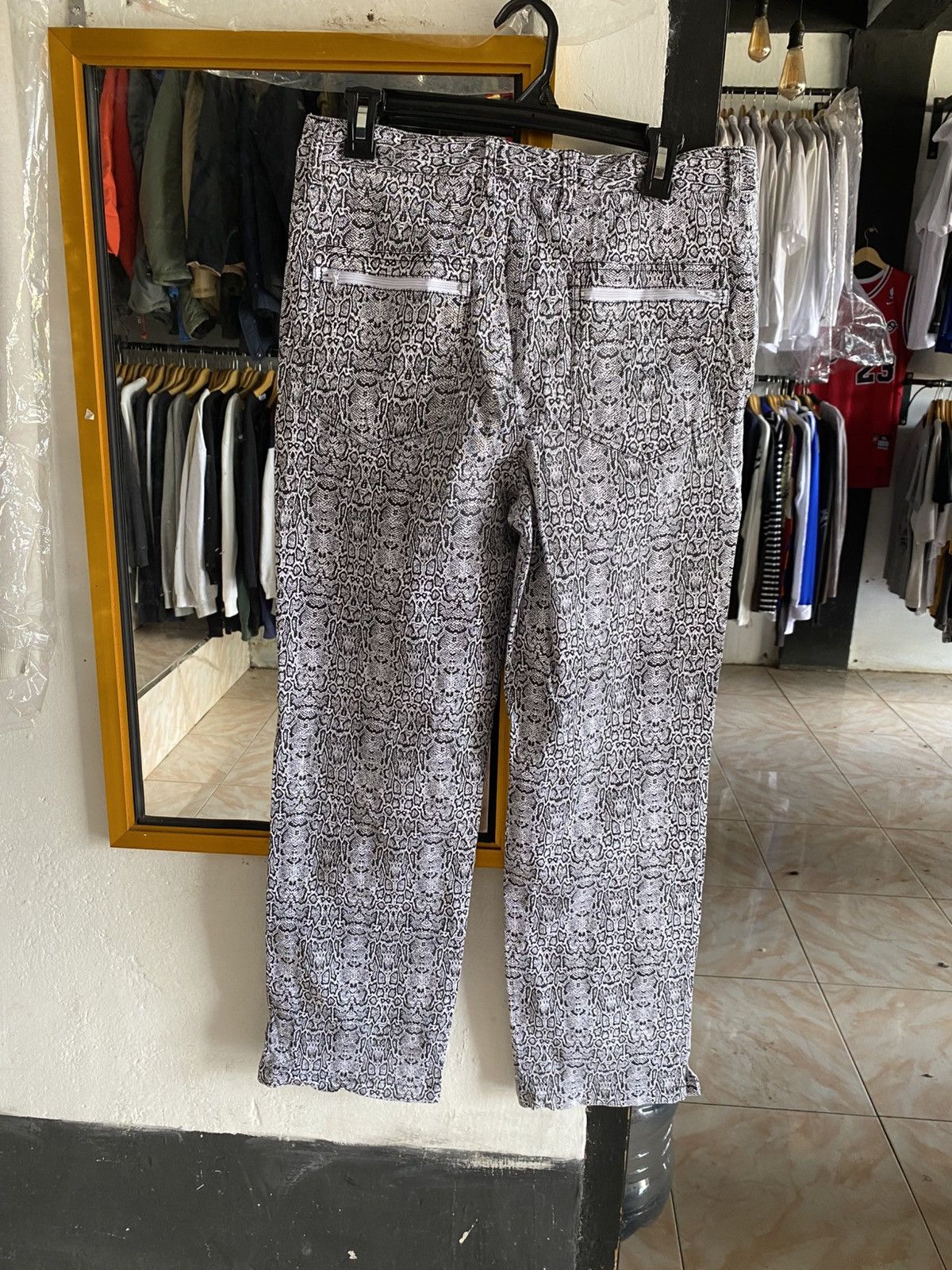 Japanese Brand × Vintage Birdie hunt rare snake skin motif Pants y2k Size US 33 - 2 Thumbnail