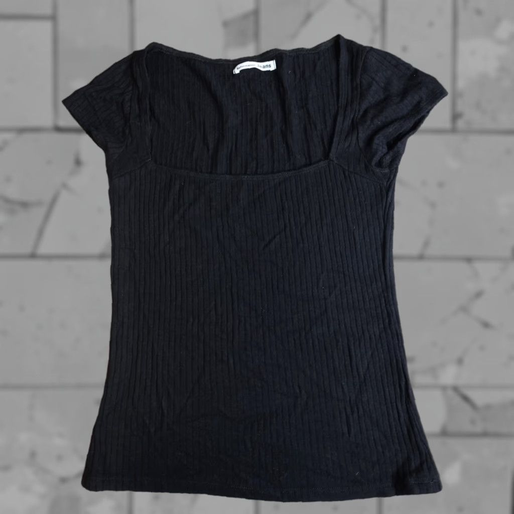 Reformation Reformation Top Blouse Short Sleeve Black Lyocell Knit Square Neck Womens Small Regular Fits Basic Casual Fall Spring Summer Size S / US 4 / IT 40 - 1 Thumbnail