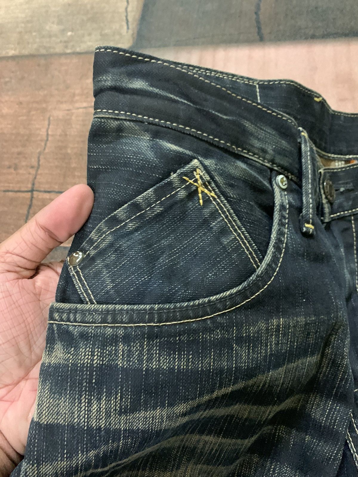Japanese Brand EDWIN rusty mud wash curve twist jeans i6w9 style Size US 31 - 9 Thumbnail
