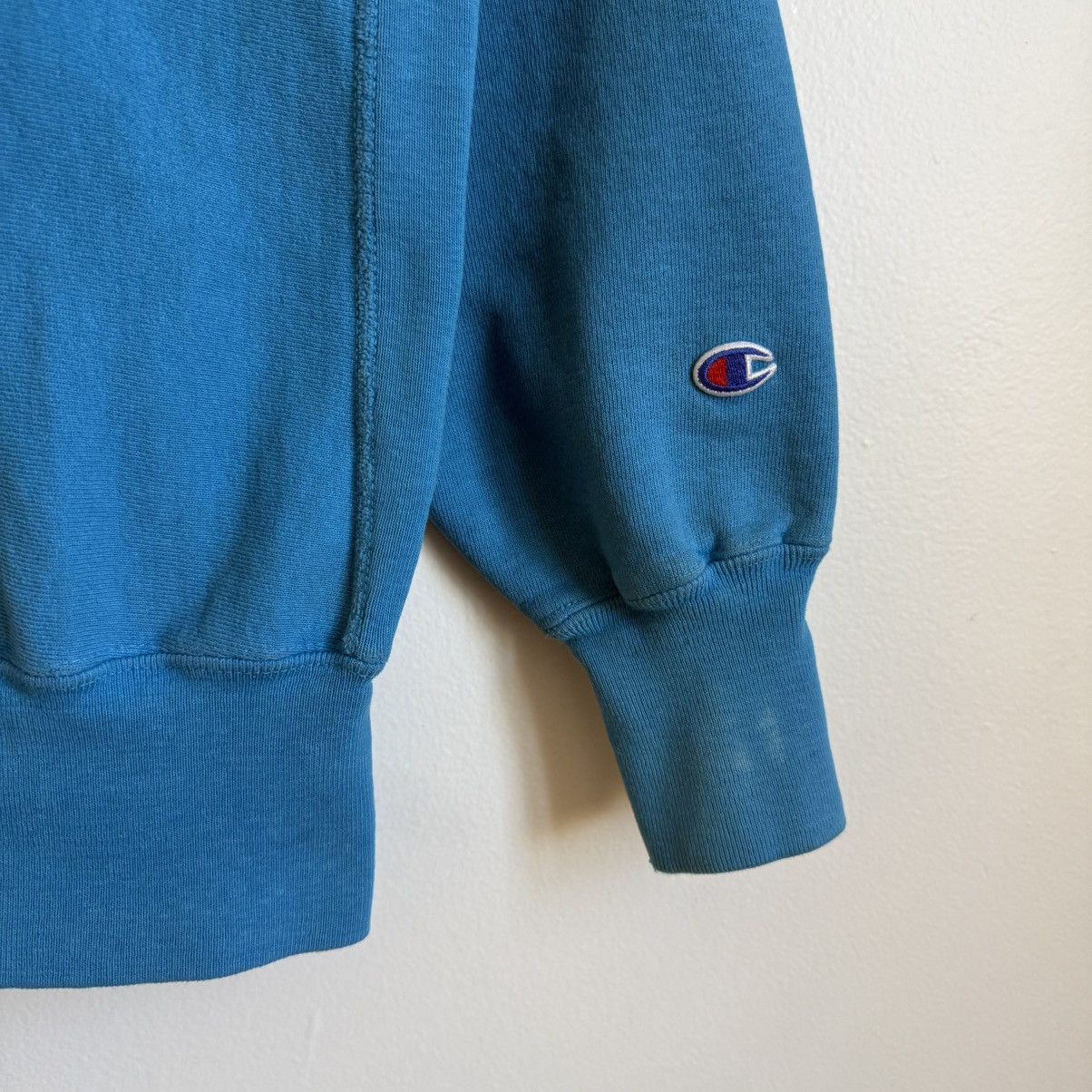 Champion Champion Reverse Weave Vintage Crewneck Embroidered Logo Size US L / EU 52-54 / 3 - 2 Thumbnail