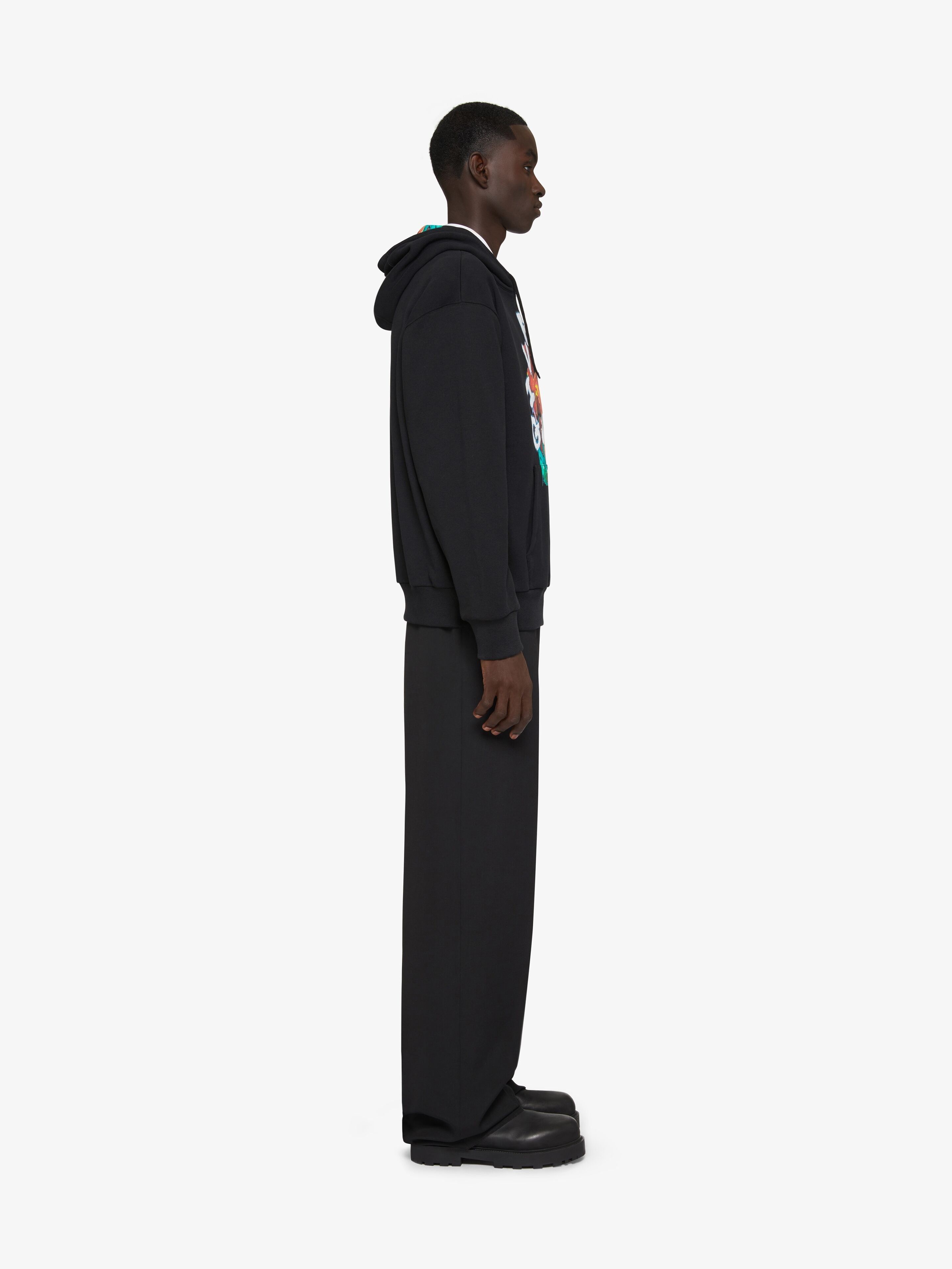 Givenchy o1w1db10325 Boxy Fit Hoodie With Pocket Base in Black Size US L / EU 52-54 / 3 - 3 Thumbnail
