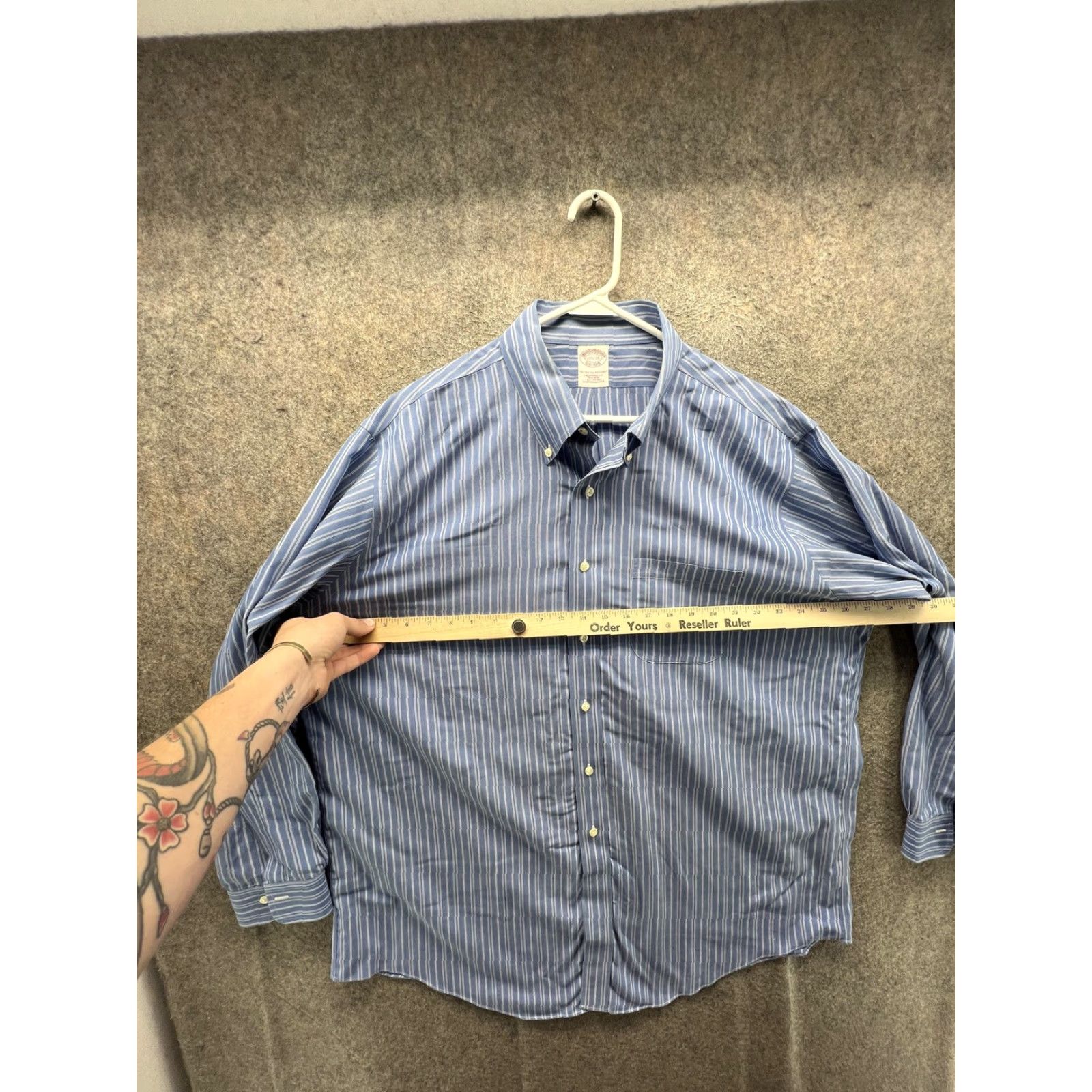 Brooks Brothers Brooks Brothers Dress Shirt Mens 17.5 35 Blue Stripe Traditional Fit Non-Iron Shirt Mens Slim? No. Size 48R - 5 Thumbnail