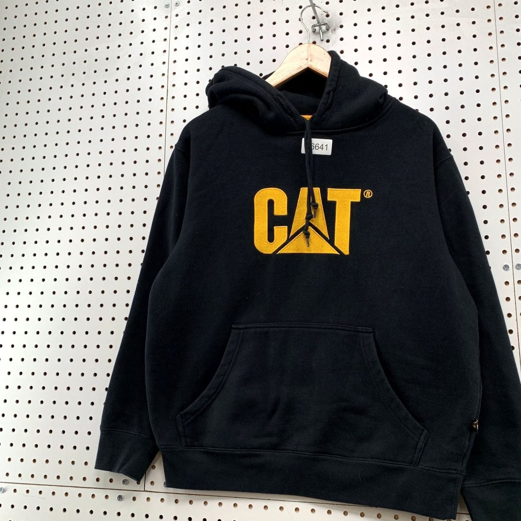 Vintage CAT Caterperpilla Hoodie Sweatshirt Mens Medium Black Yellow Embroidered Size US L / EU 52-54 / 3 - 5 Thumbnail