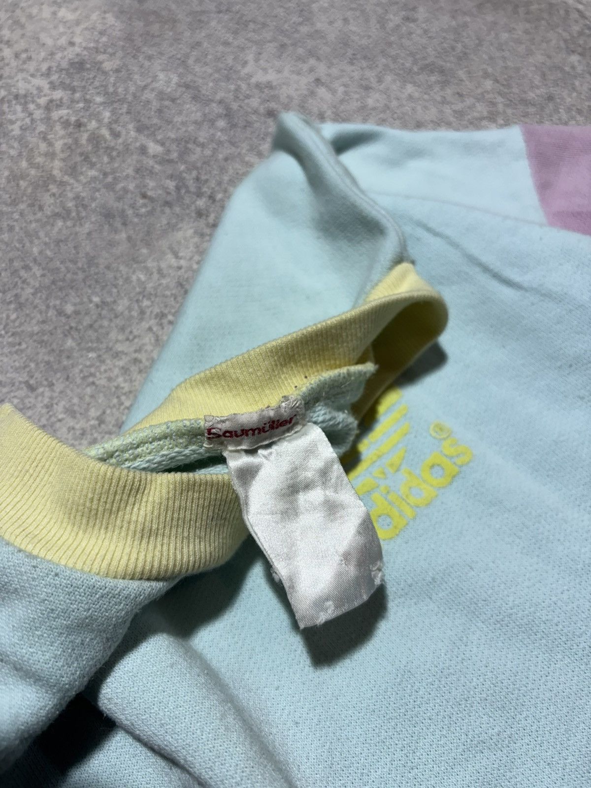 Adidas × Vintage Rare! Adidas Vintage Coloured 90s Sweatshirt Y2K Mens size S Size US S / EU 44-46 / 1 - 8 Thumbnail