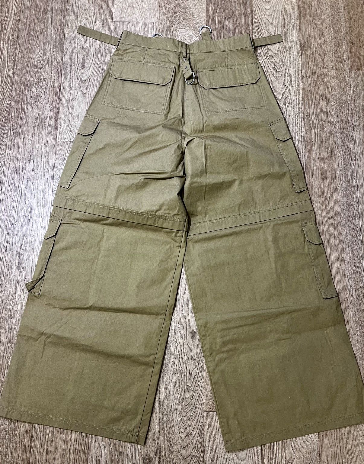 Vetements Vetements multipocket cargo pants Size US 34 / EU 50 - 15 Thumbnail