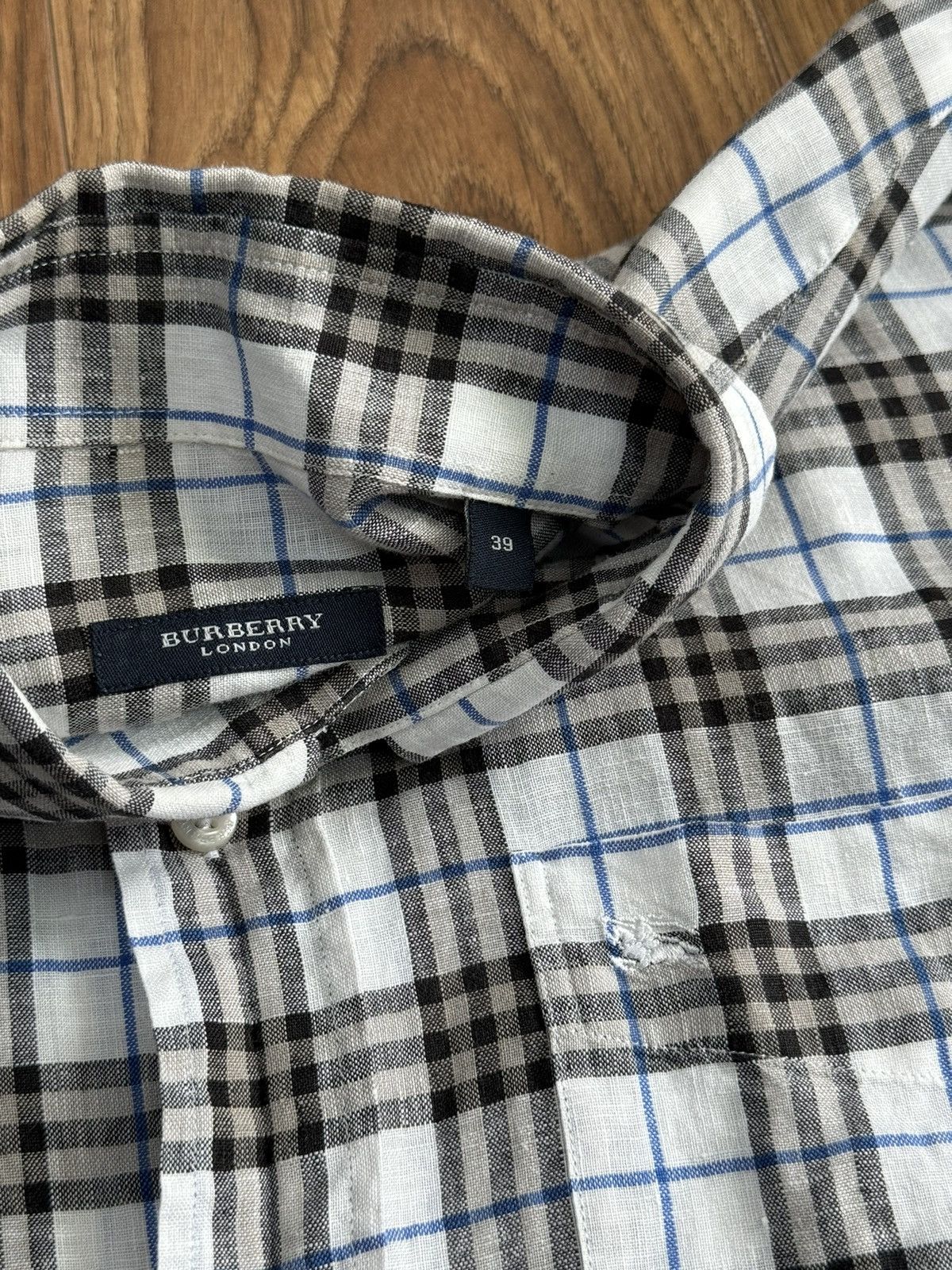 Burberry Lien shirt Burberry original luxury old money item Size US L / EU 52-54 / 3 - 2 Thumbnail