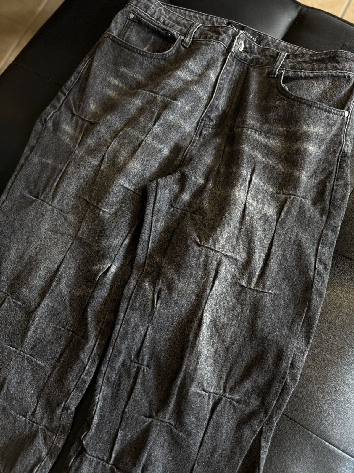 Who Decides War Who Decides War By MRDR BRVDO Black Wavy Denim Jeans 34 NEW Size US 34 / EU 50 - 3 Thumbnail