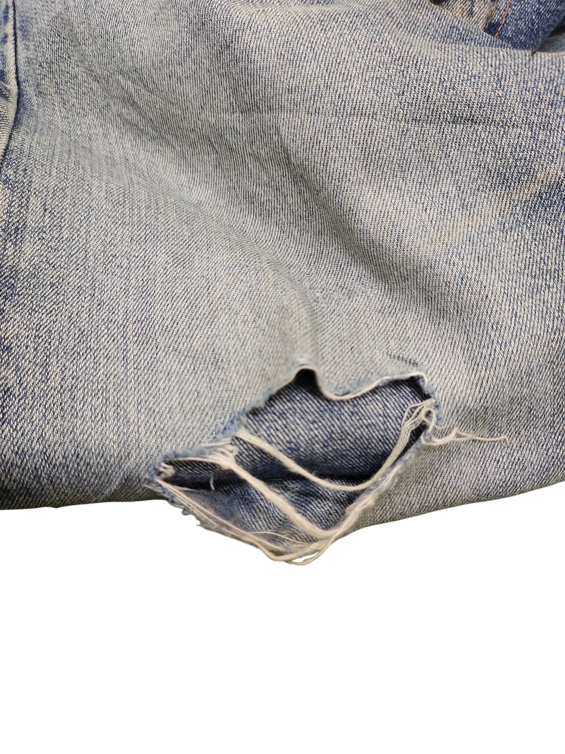 Levi's Vintage Clothing Vintage Levis 505 Clawmark Distress Faded Denim Jeans Size US 30 / EU 46 - 11 Thumbnail