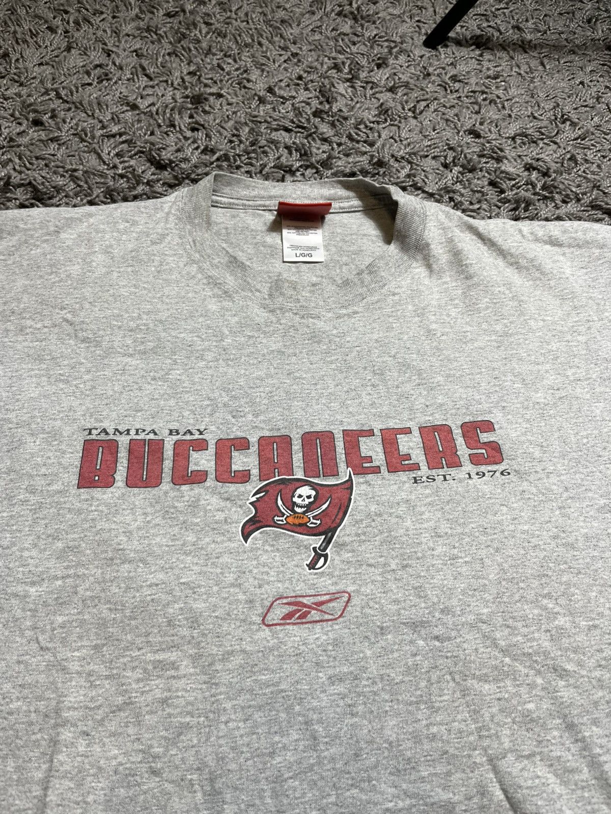 Reebok VINTAGE 00s REEBOK NFL TAMPA BAY BUCCANEERS COTTON T-SHIRT Size US L / EU 52-54 / 3 - 2 Thumbnail