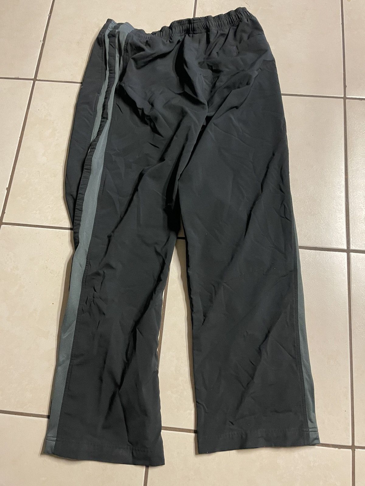 Nike Nike track pants Size US 36 / EU 52 - 2 Thumbnail