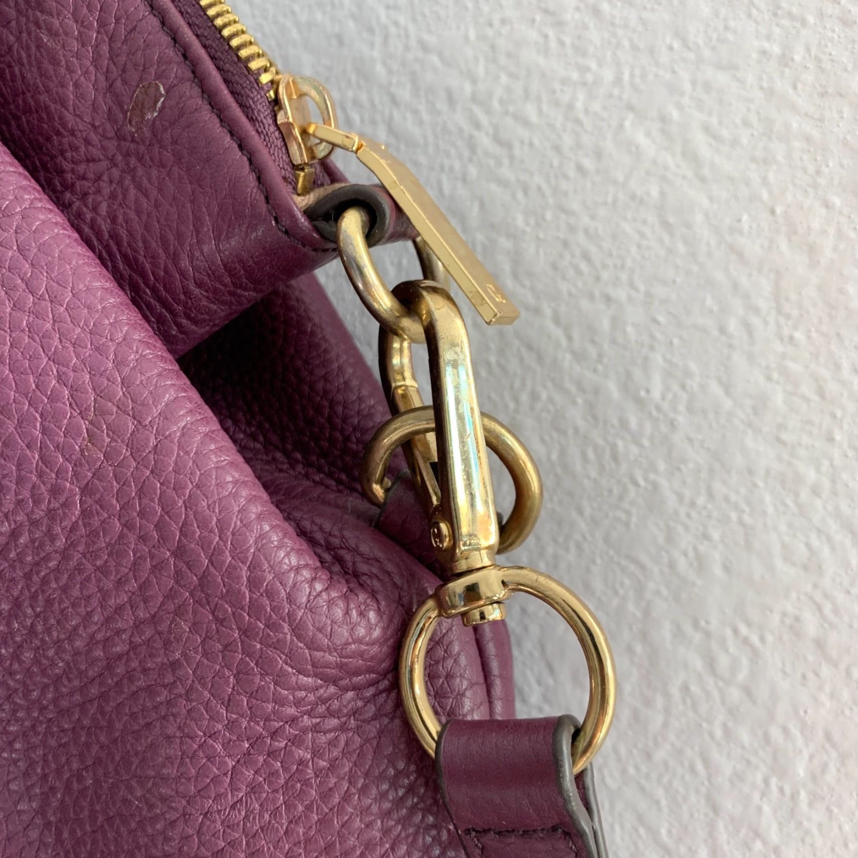 Vintage **G.I.L.I Purple Leather Crossbody Convertible Satchel Tassel** User: **G.I.L.I Purple Leather Convertible Crossbody Satchel Tassel** Size ONE SIZE - 6 Thumbnail