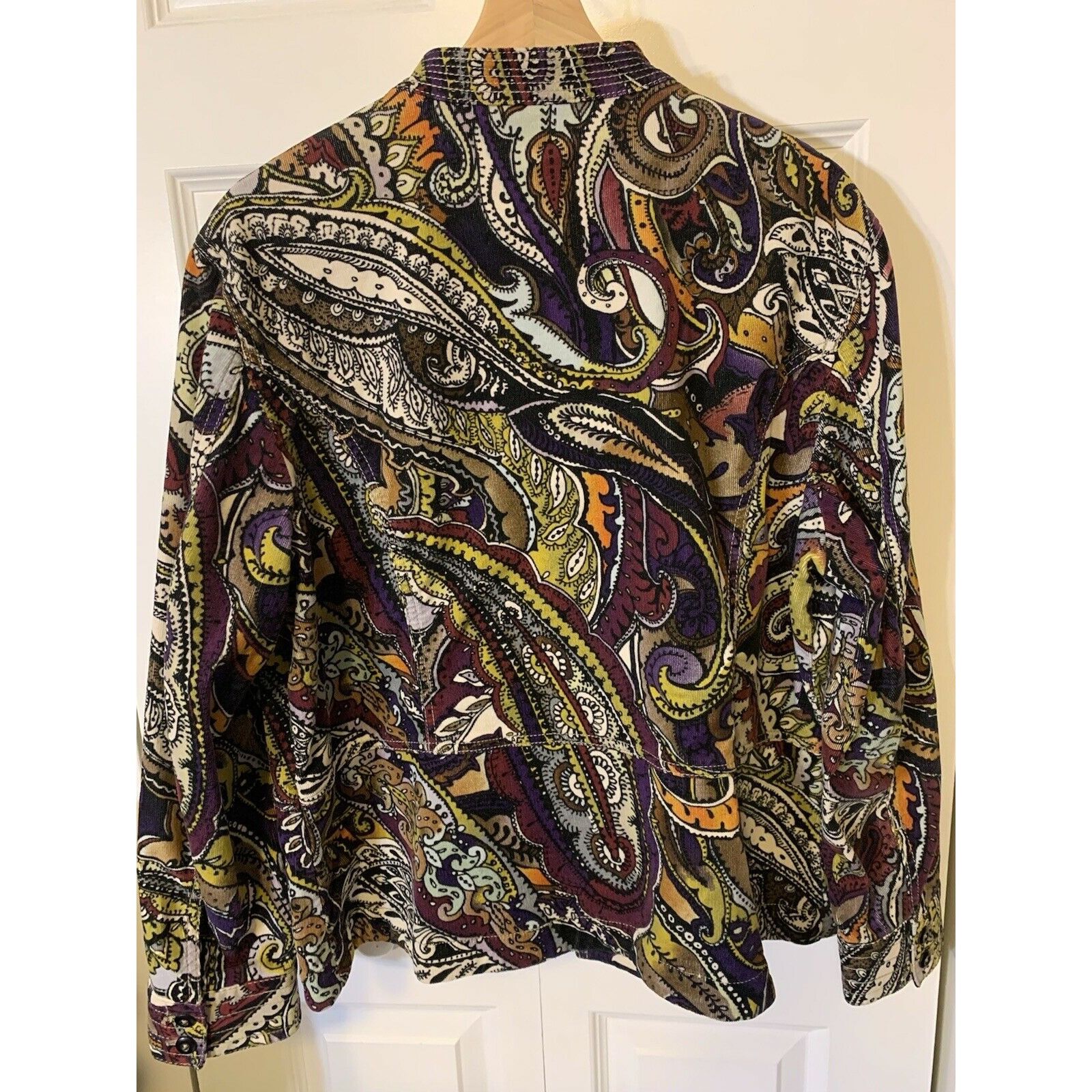 Chicos Chico's Women’s Sz S Size 3 Purple Green Paisley Full Zip Ja Size S / US 4 / IT 40 - 7 Thumbnail